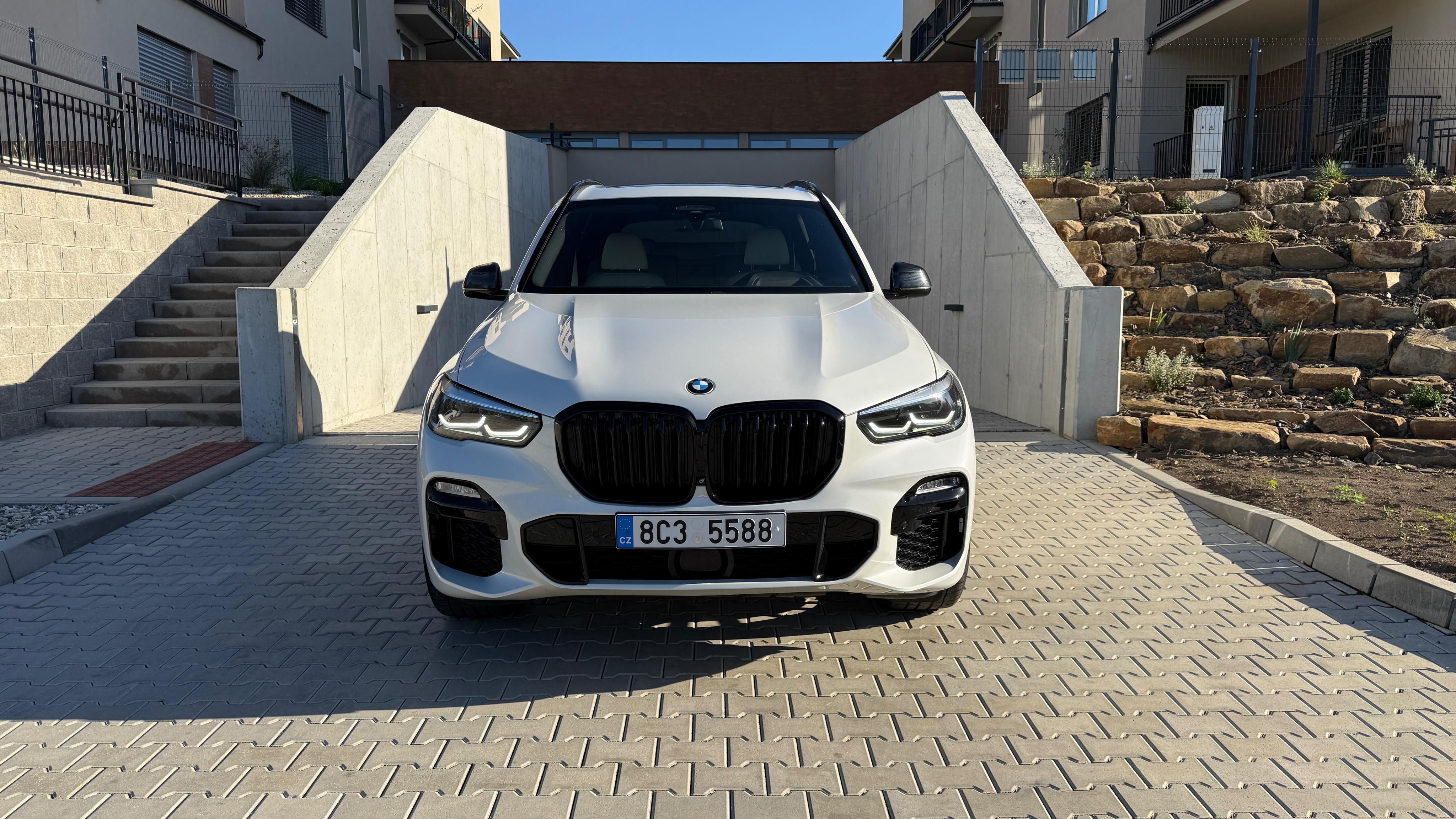 BMW X5 - fotka 2