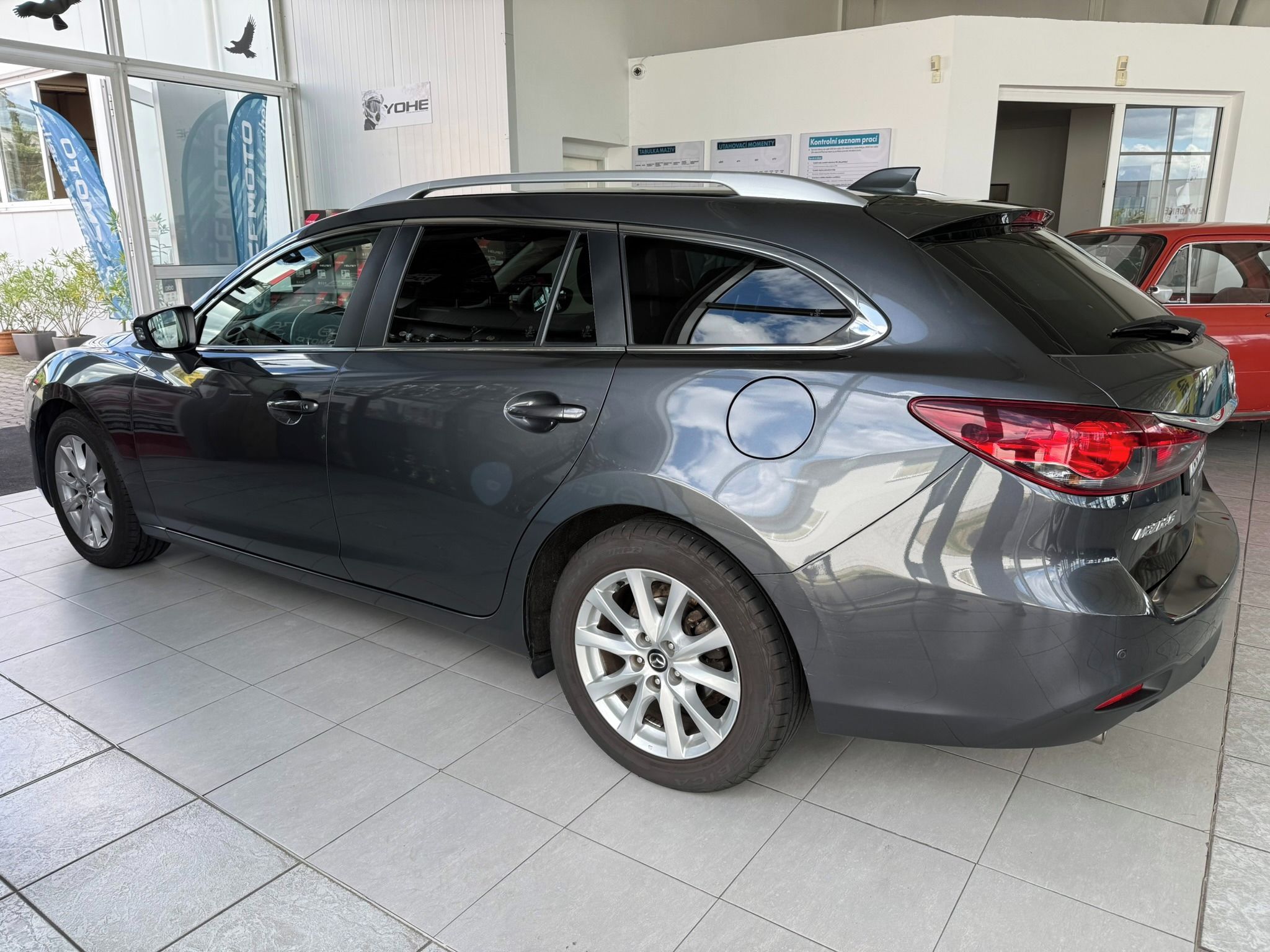 Mazda 6, 2.0 Skyactive-G 121 kW - fotka 4