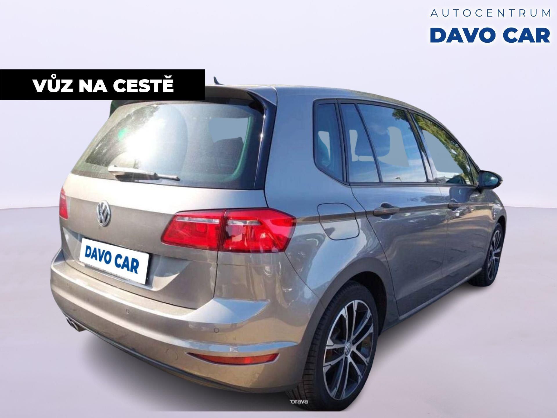 Volkswagen Golf Sportsvan, 2,0 TDI 110 kW Lounge Xenon - fotka 5
