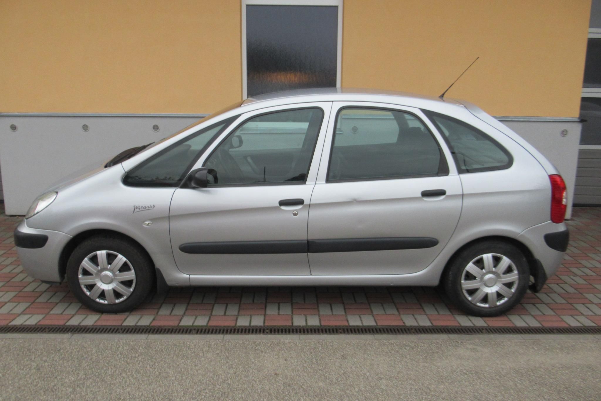 Citroën Xsara Picasso, 1.6i 16V AUT.KLIMA TAŽNÉ - fotka 6