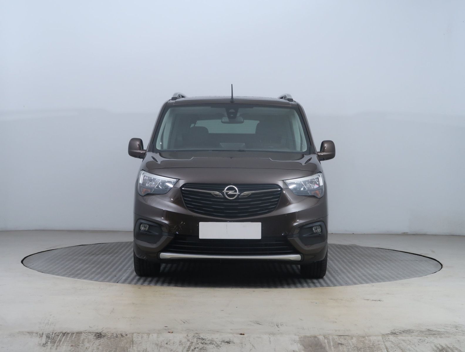 Opel Combo, 1.2 Turbo, Life, 5 míst - fotka 2