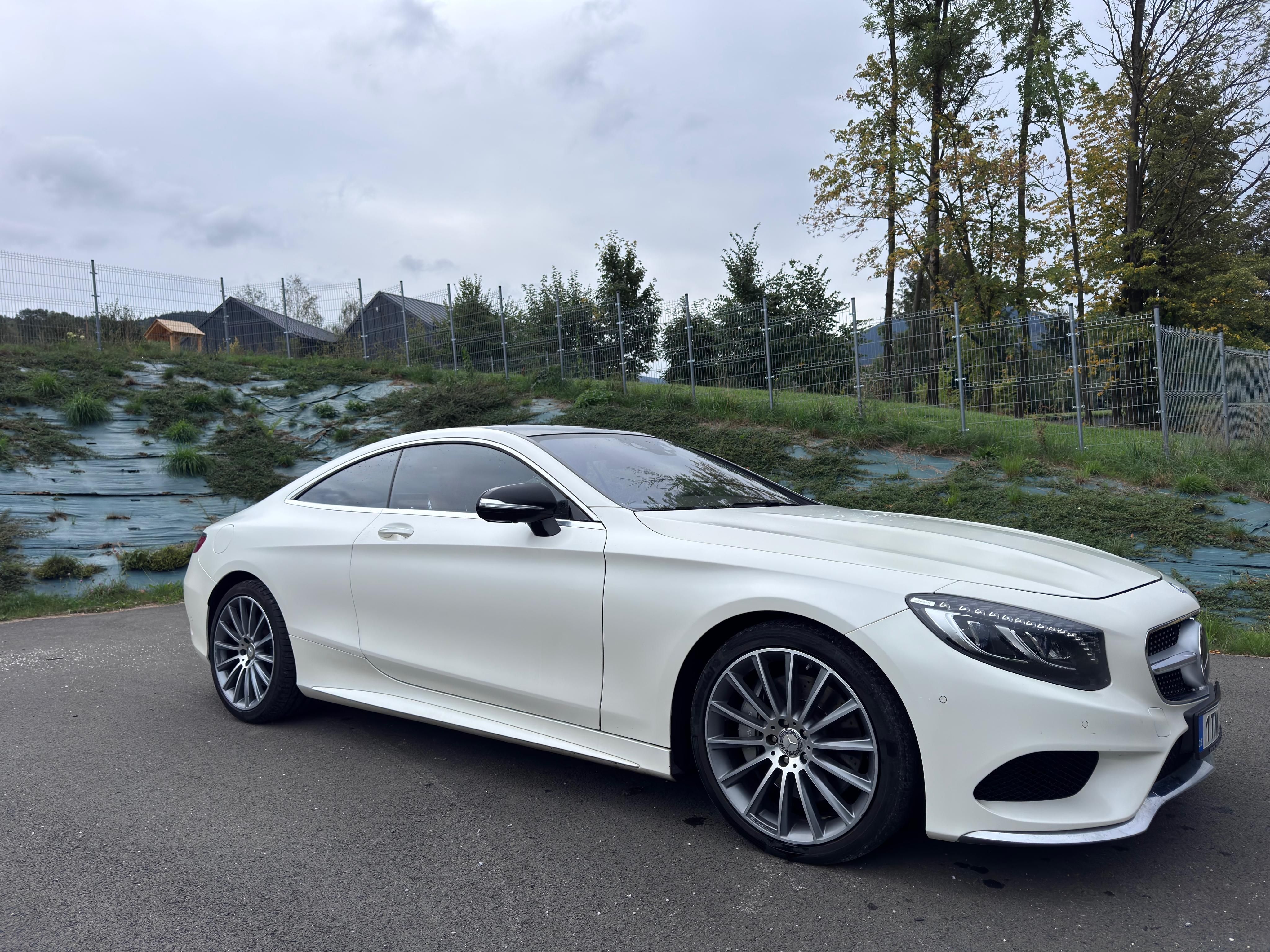 Mercedes-Benz Třídy S, S coupe, 4MATIC - fotka 4
