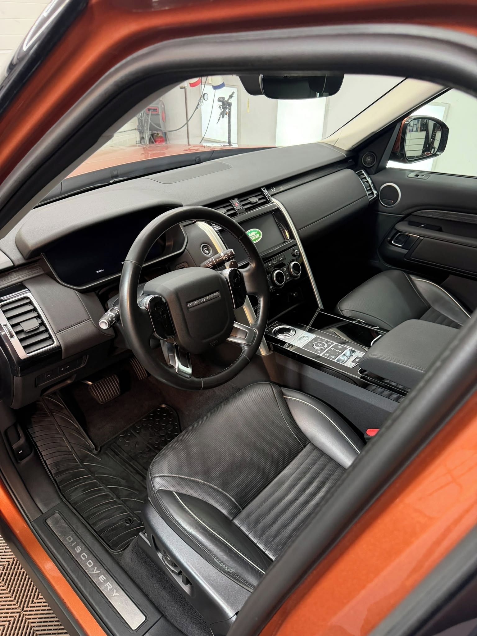 Land Rover Discovery, Disco. 5 , 3.0 SD6, 306 PS,DPH - fotka 6