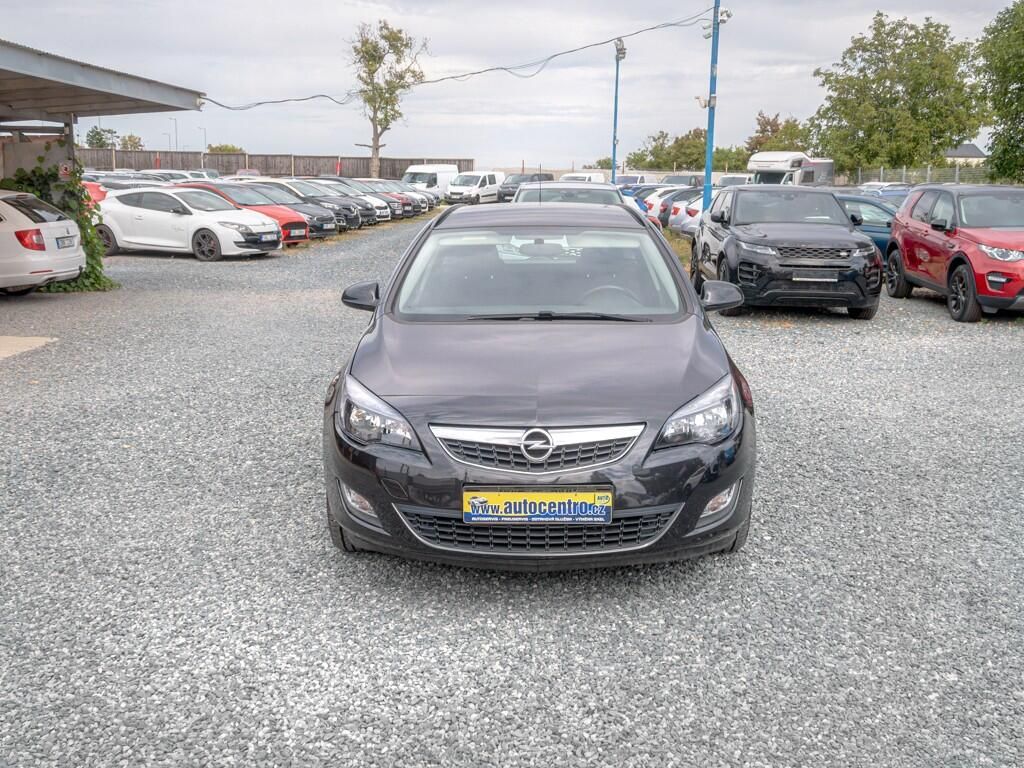 Opel Astra, 1.4i 16V 74KW – SERVISKA - fotka 2