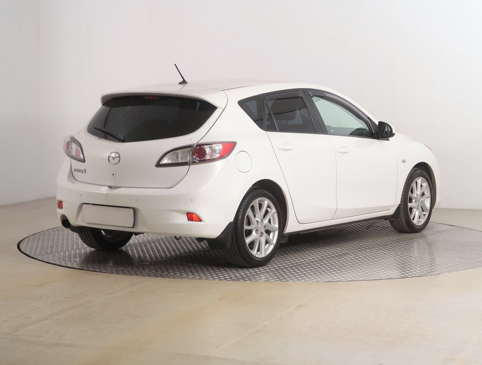 Mazda 3, 1.6, Serv.kniha - fotka 5