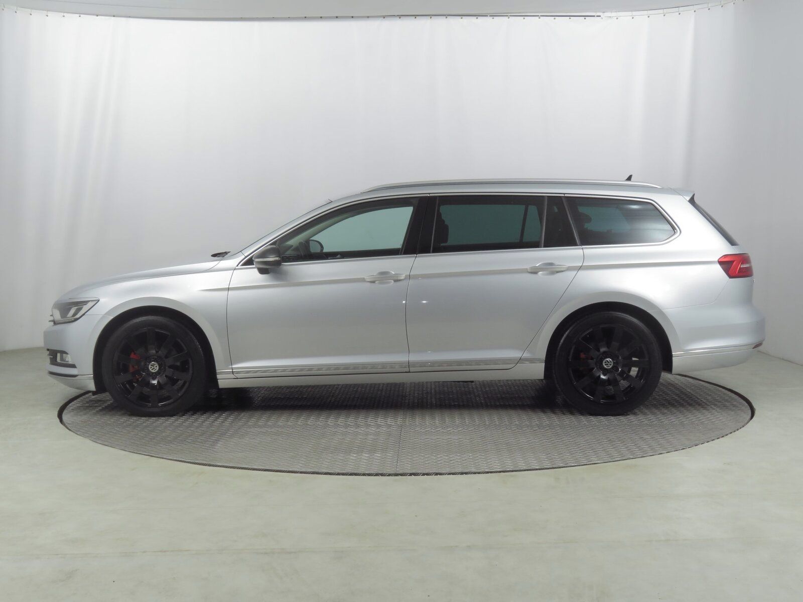 Volkswagen Passat, 2.0 TDI, Automat - fotka 3