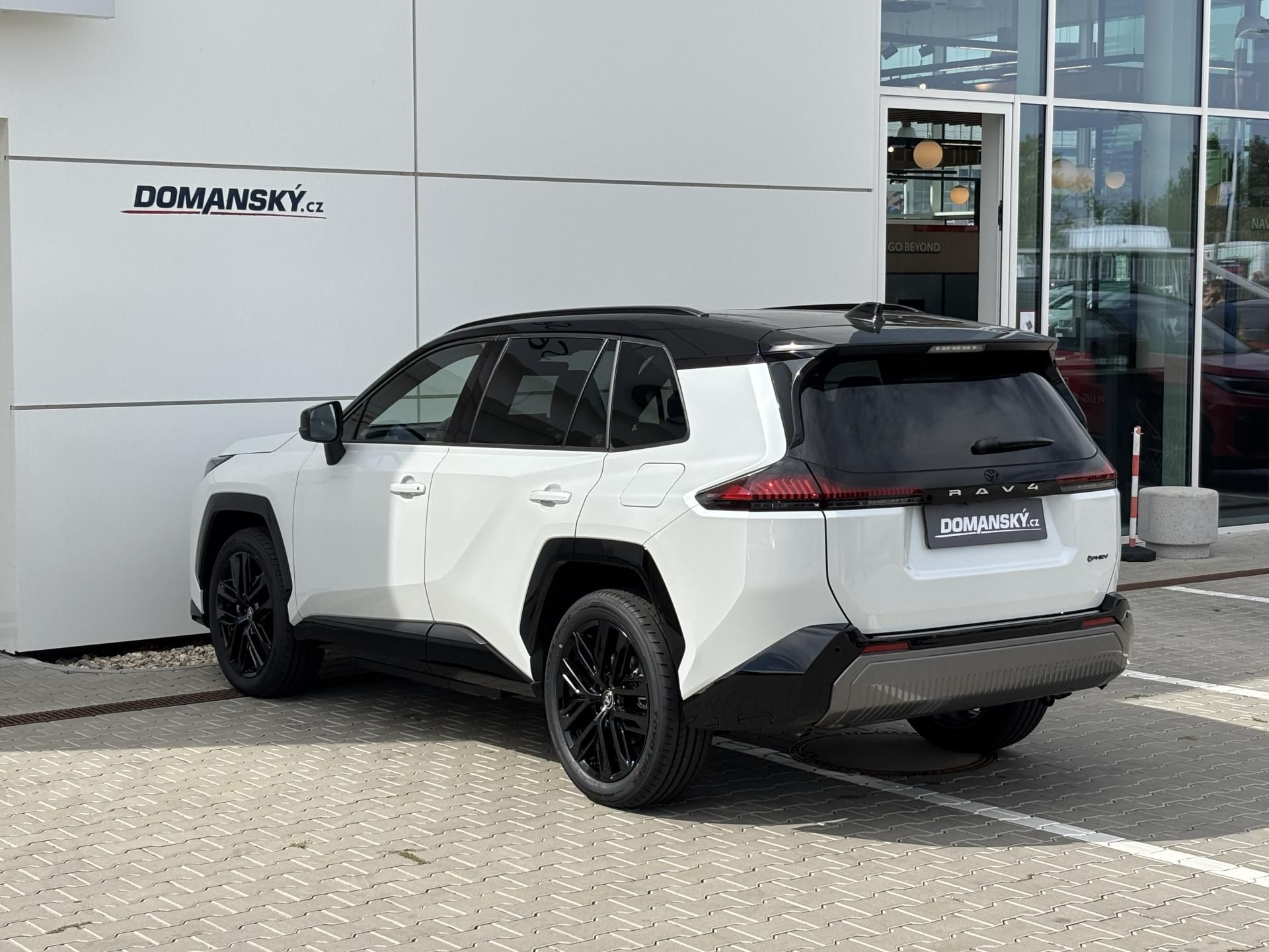 Toyota Rav4, Comfort Business 2,5 HEV 4x2 - fotka 4