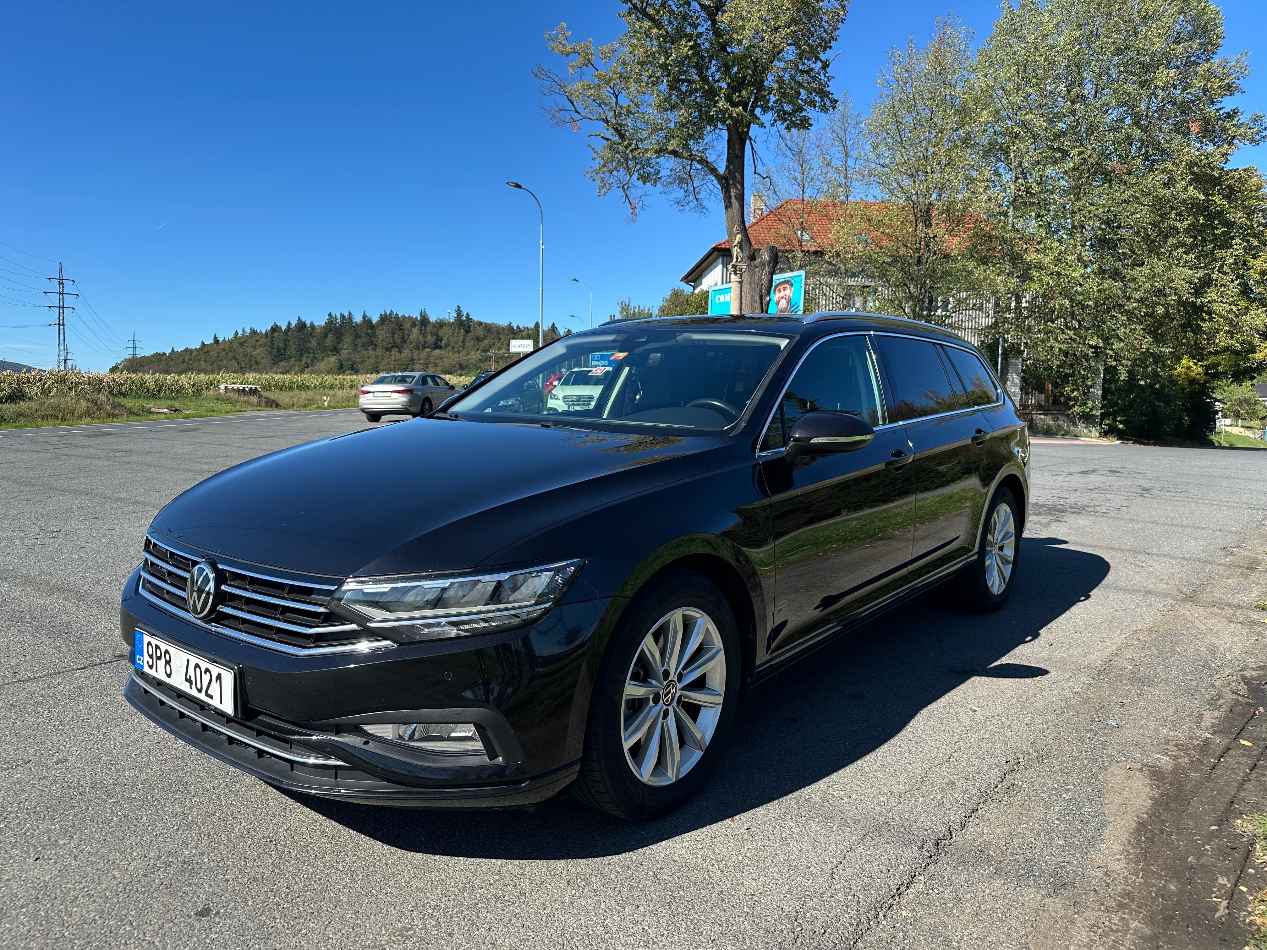 Volkswagen Passat, VW Passat Variant 2.0 TDI DSG - fotka 2