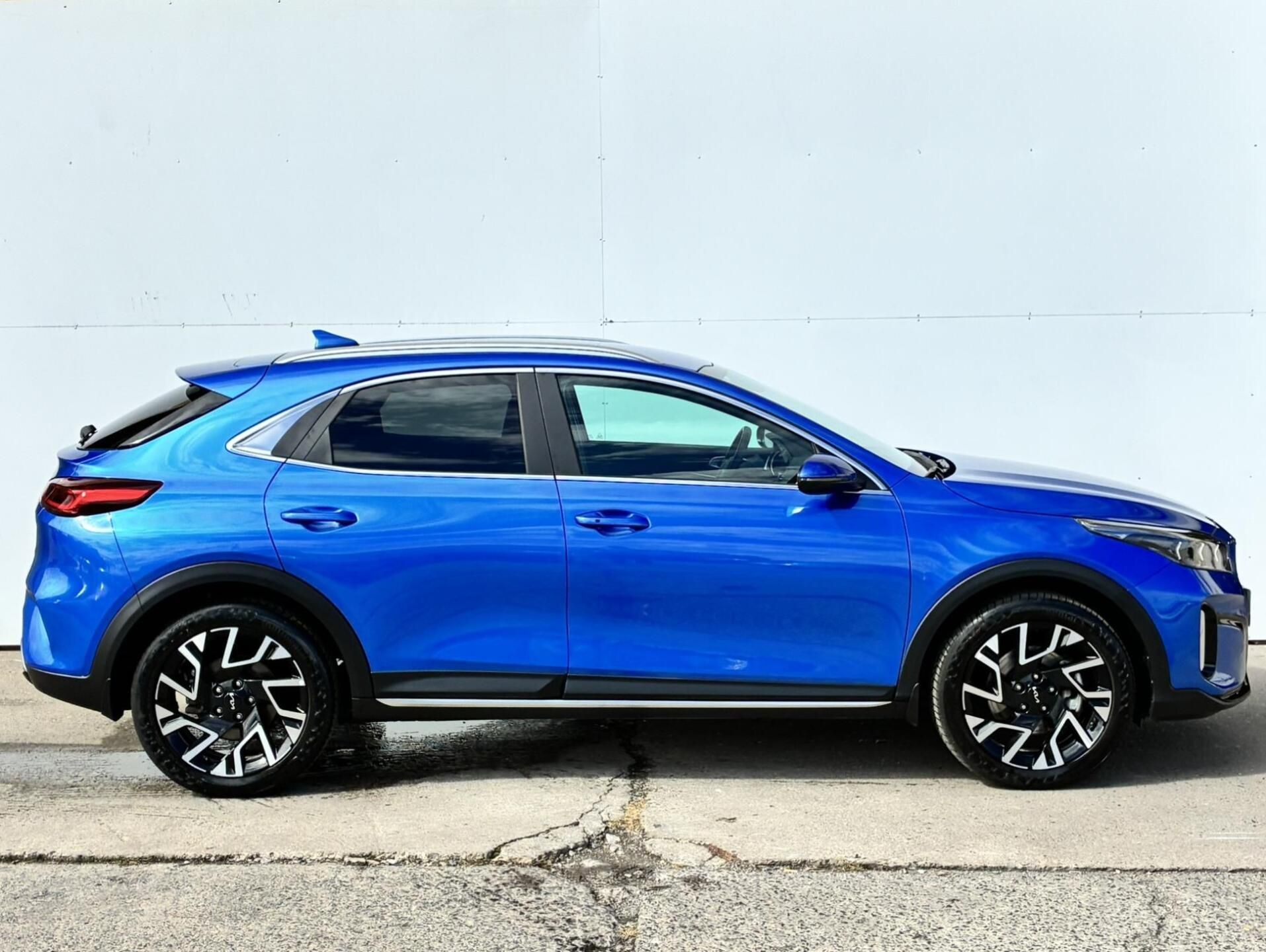 Kia XCee´d, 1.5 T-GDI 103kW TOP - fotka 3