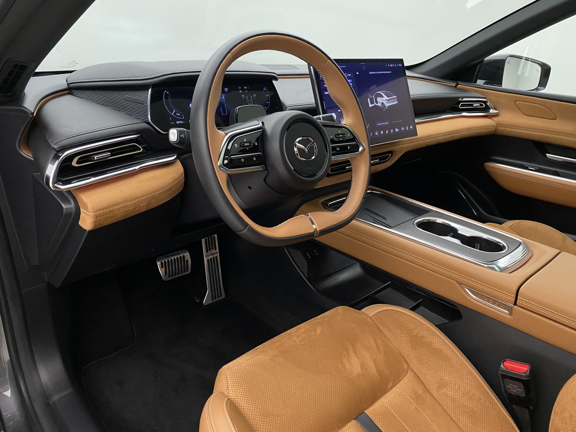 Mazda 6e, 180kW TAKUMI PLUS AUT CZ - fotka 3