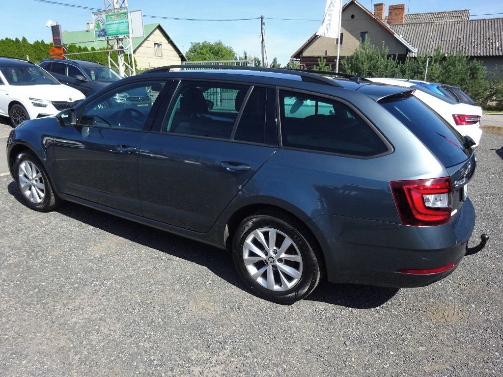 Škoda Octavia, COMBI III FC -2019-SERVISKA - fotka 6