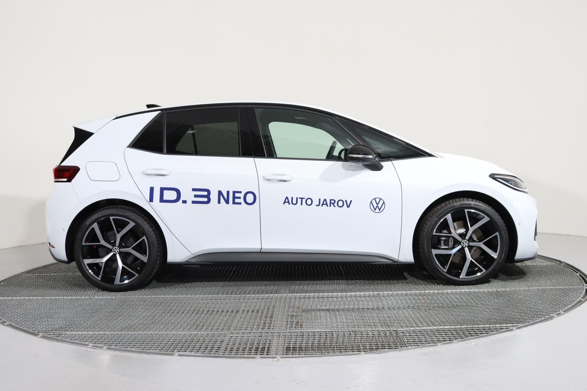Volkswagen ID.3, Neo Style 79 kWh 170 kW - fotka 6