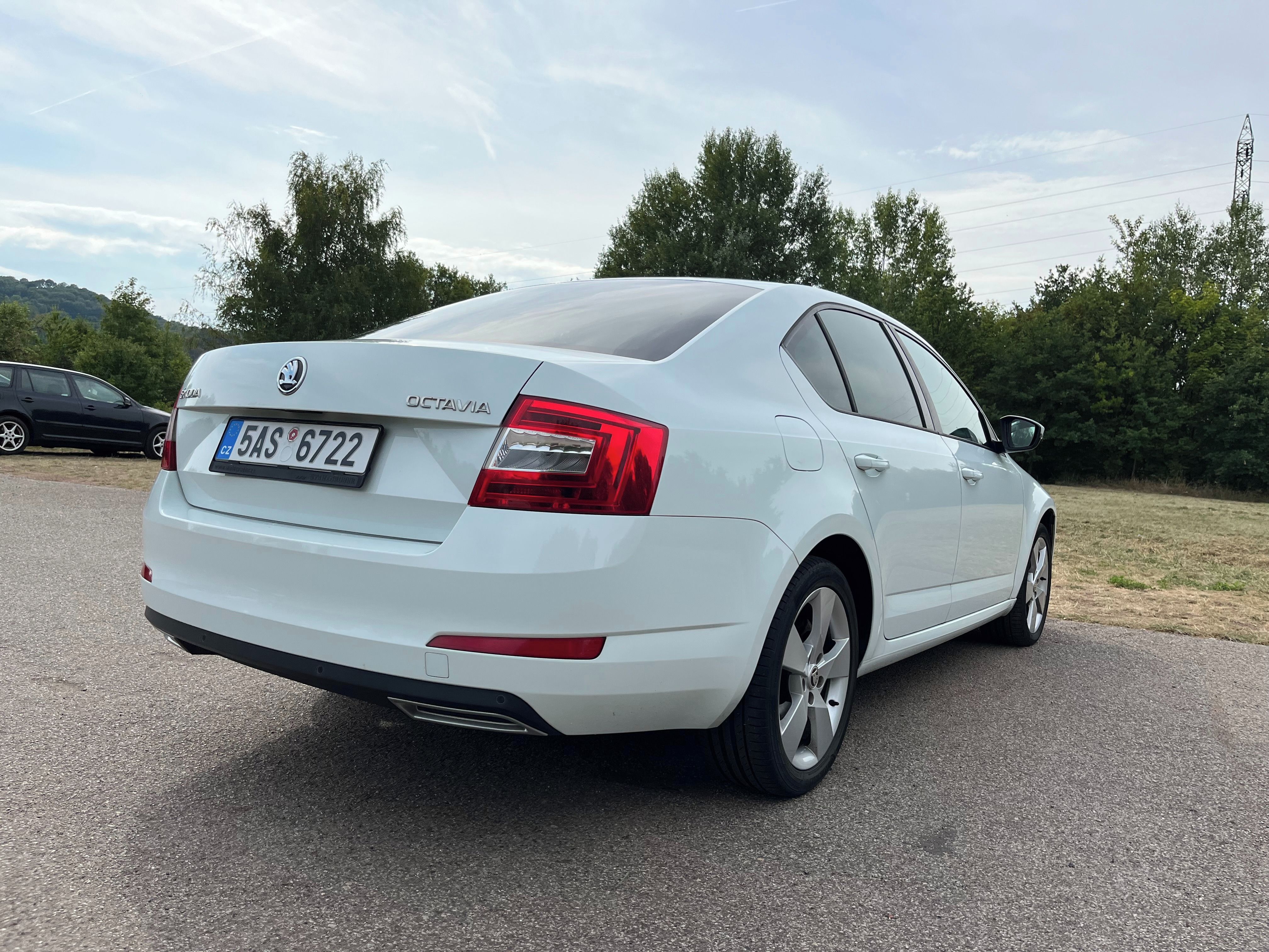 Škoda Octavia, 2,0TDI, STYLE, Xenon - fotka 3