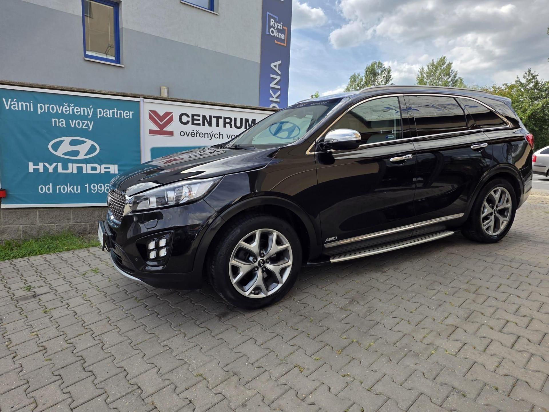 Kia Sorento, 2.2PREMIUM-AUTOMAT-KŮŽE-XENONY - fotka 4