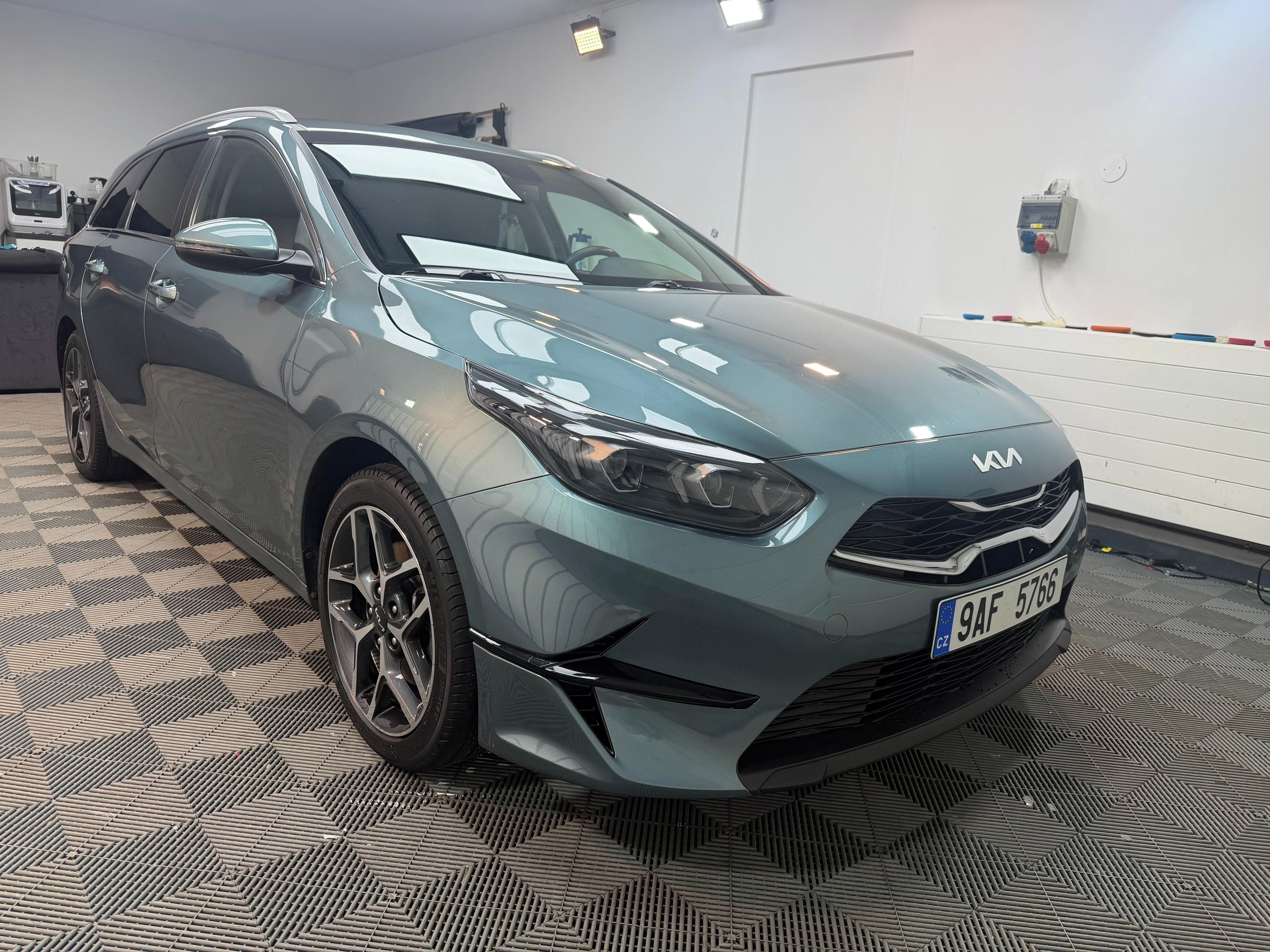 Kia Cee´d, Kia Ceed SW - TOP - 118kW - fotka 3