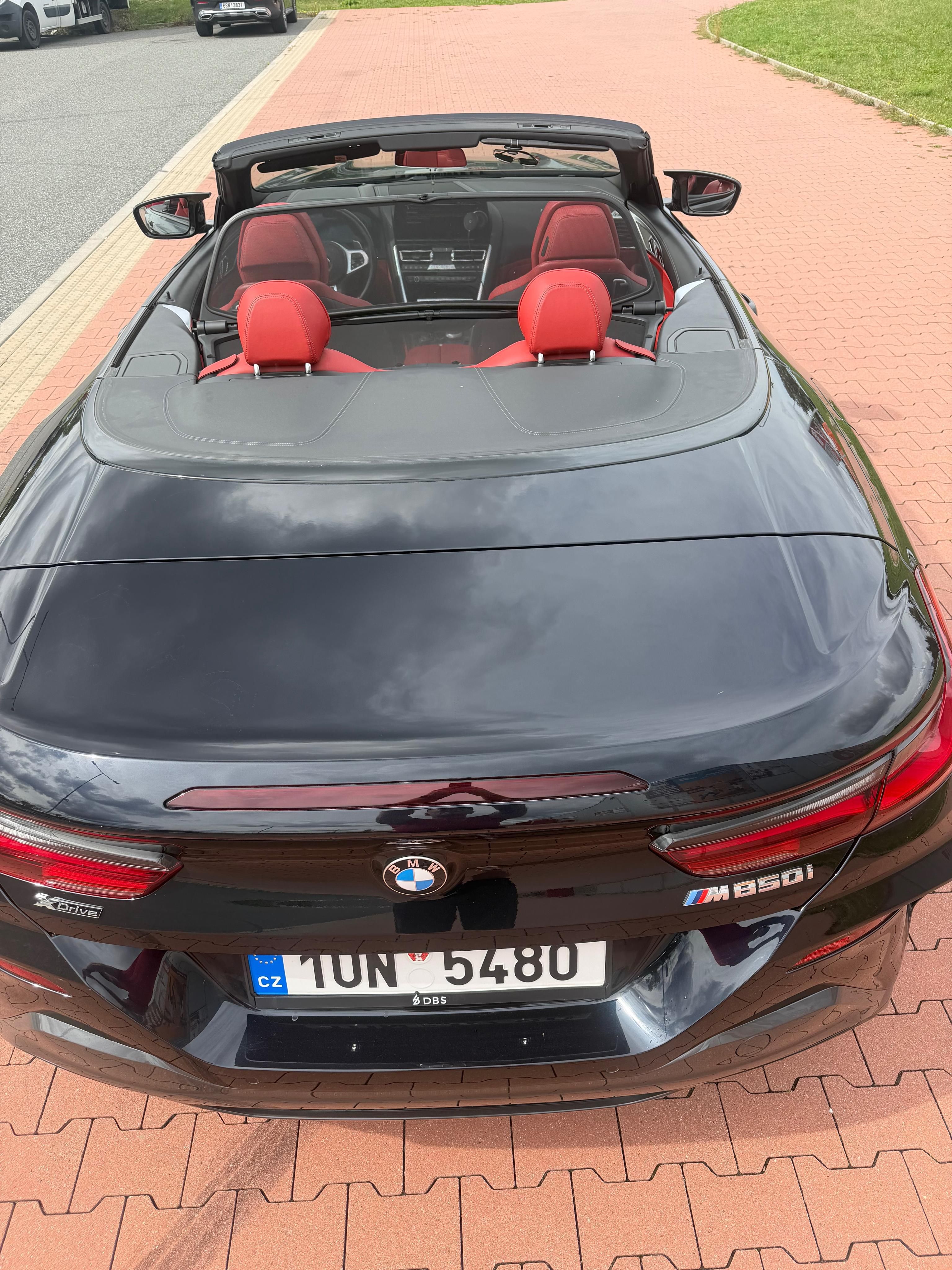 BMW Řada 8 - fotka 5
