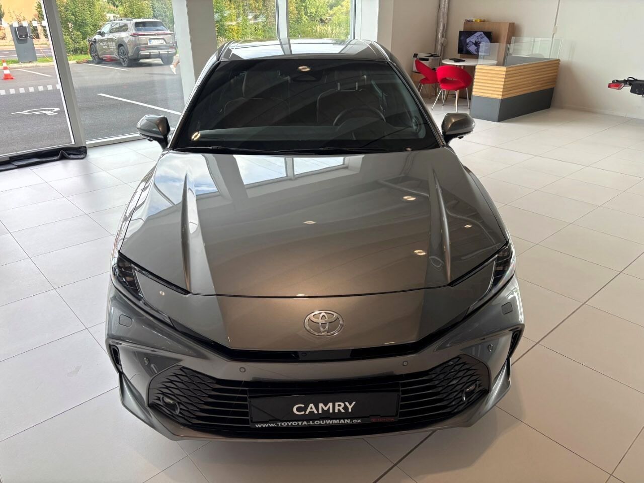 Toyota Camry, 2,5 Executive - fotka 2