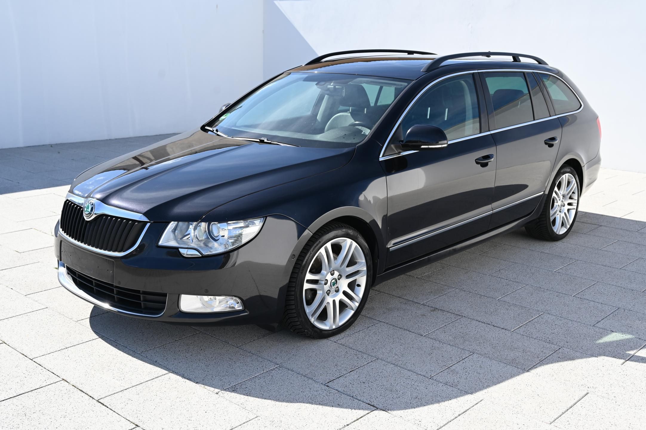 Škoda Superb, 2.0TDI 125KW DSG Elegance 9/12