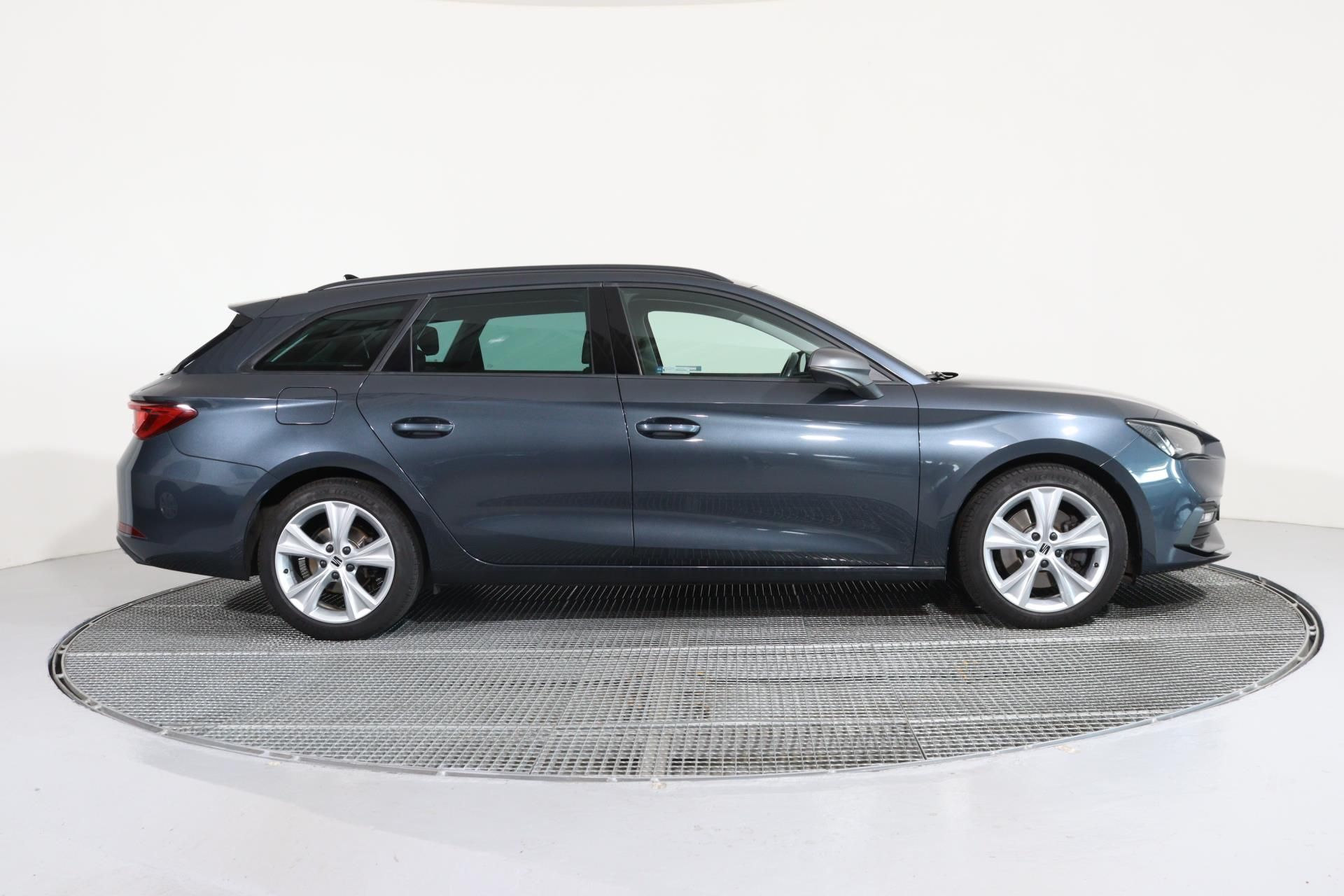 Seat Leon, SP FR 2.0 TSI 190K DSG/ACC, LE - fotka 3