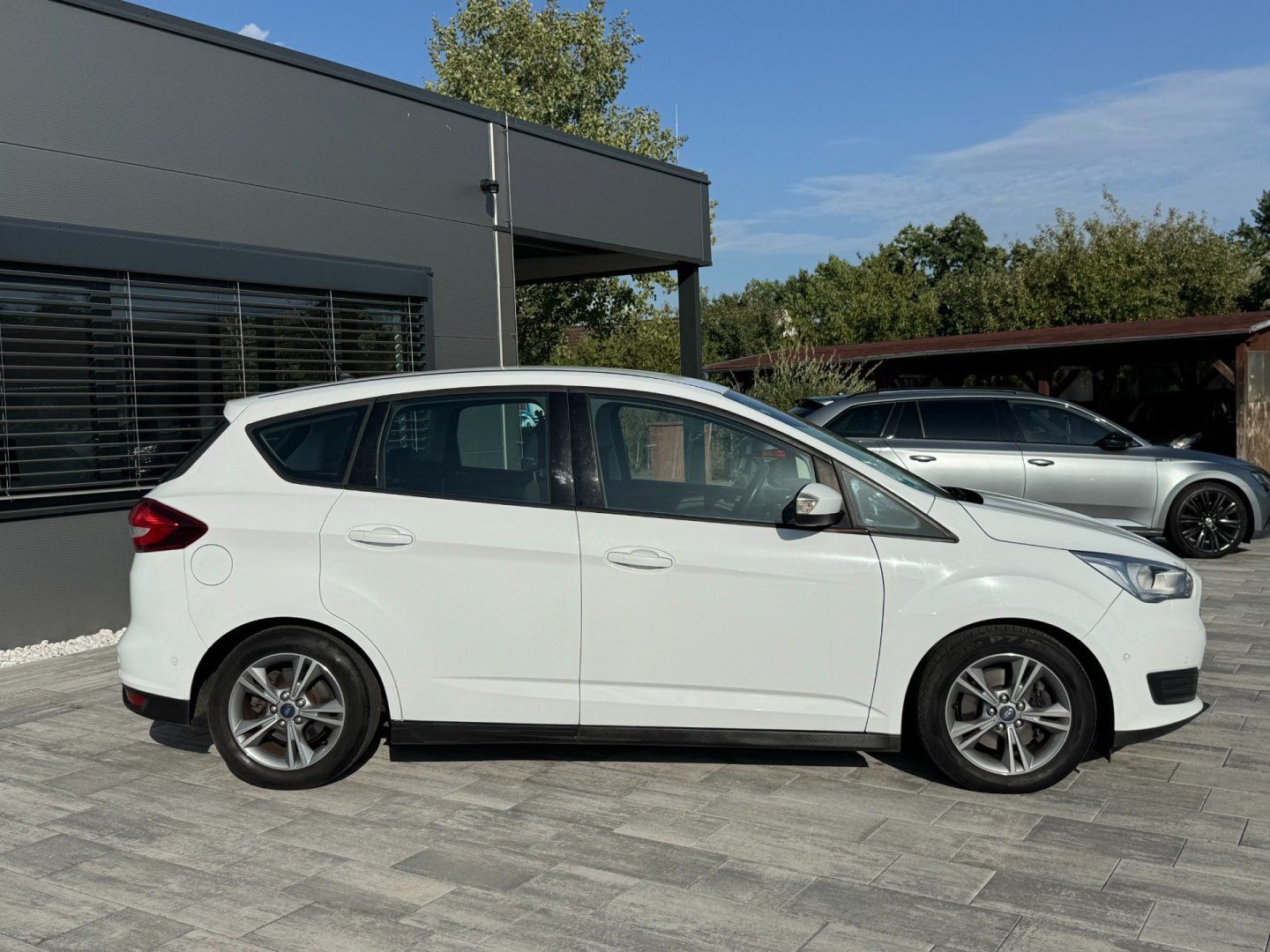 Ford C-MAX, 1,5 Eco Boost 110 Kw Automat - fotka 4