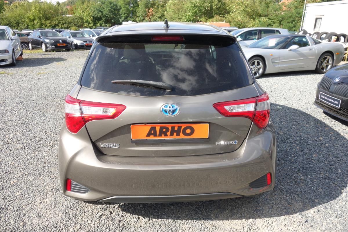 Toyota Yaris, 1,5 i, ČR, HYBRID, SELECTION. - fotka 5