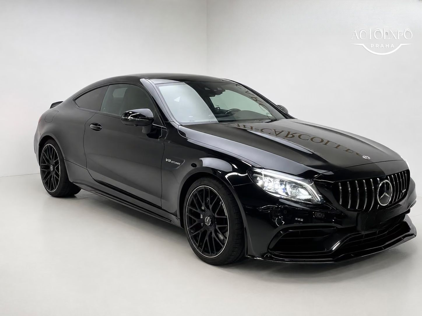 Mercedes-Benz Třídy C, 63 AMG Coupe - fotka 2