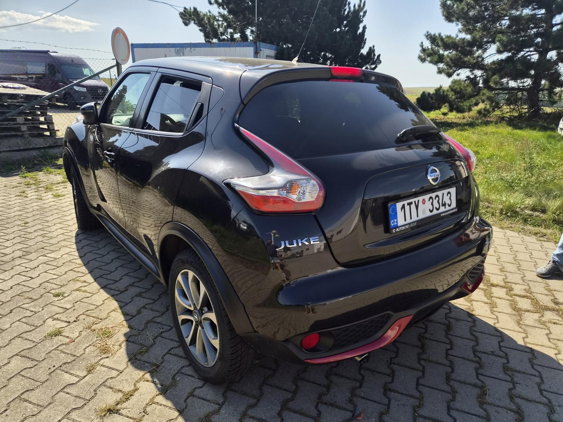 Nissan Juke, 1,6 Tekna CVT ,LPG - fotka 4