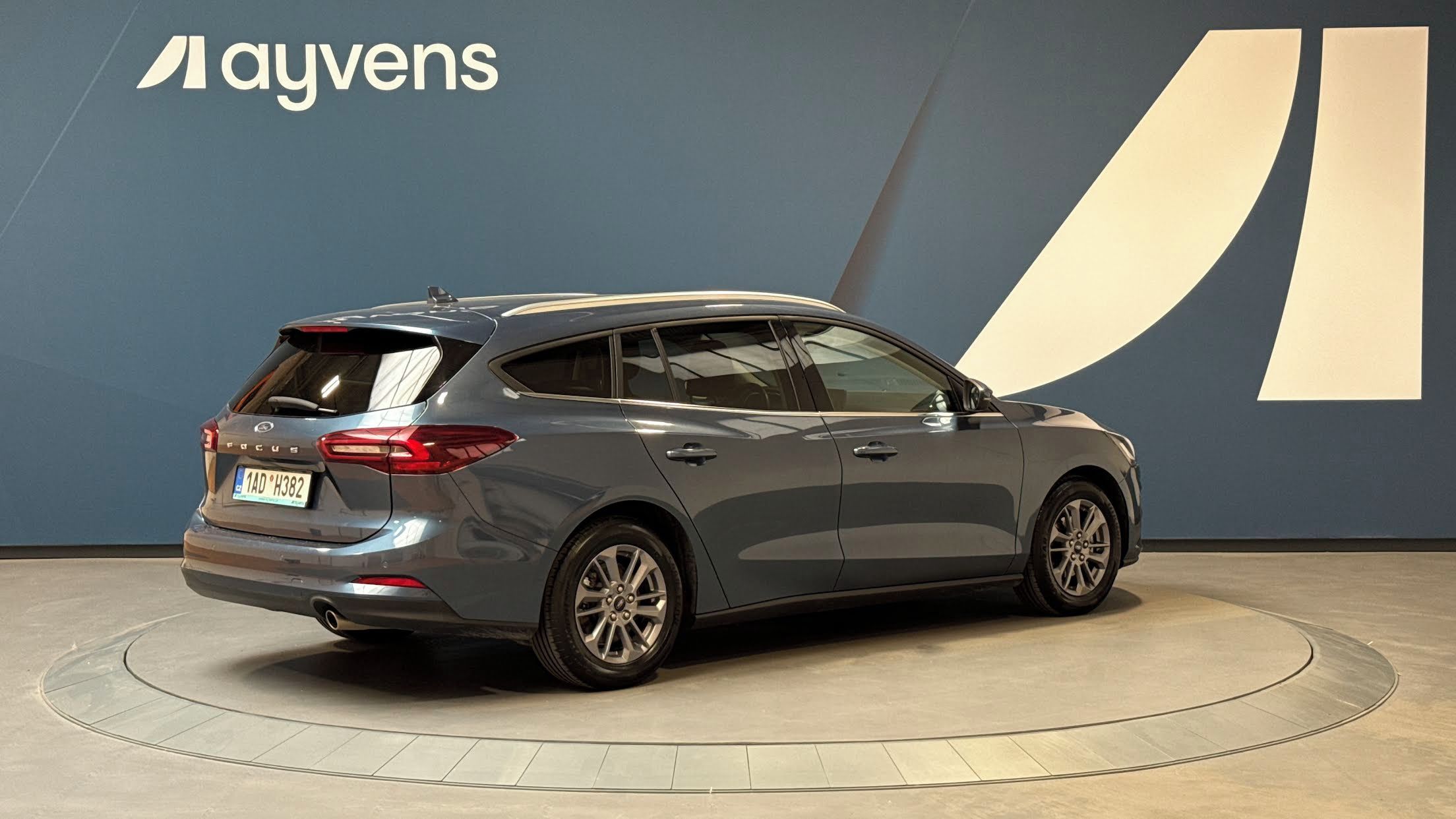 Ford Focus, 1.0 EcoBoost mHEV 114kW Titani - fotka 2