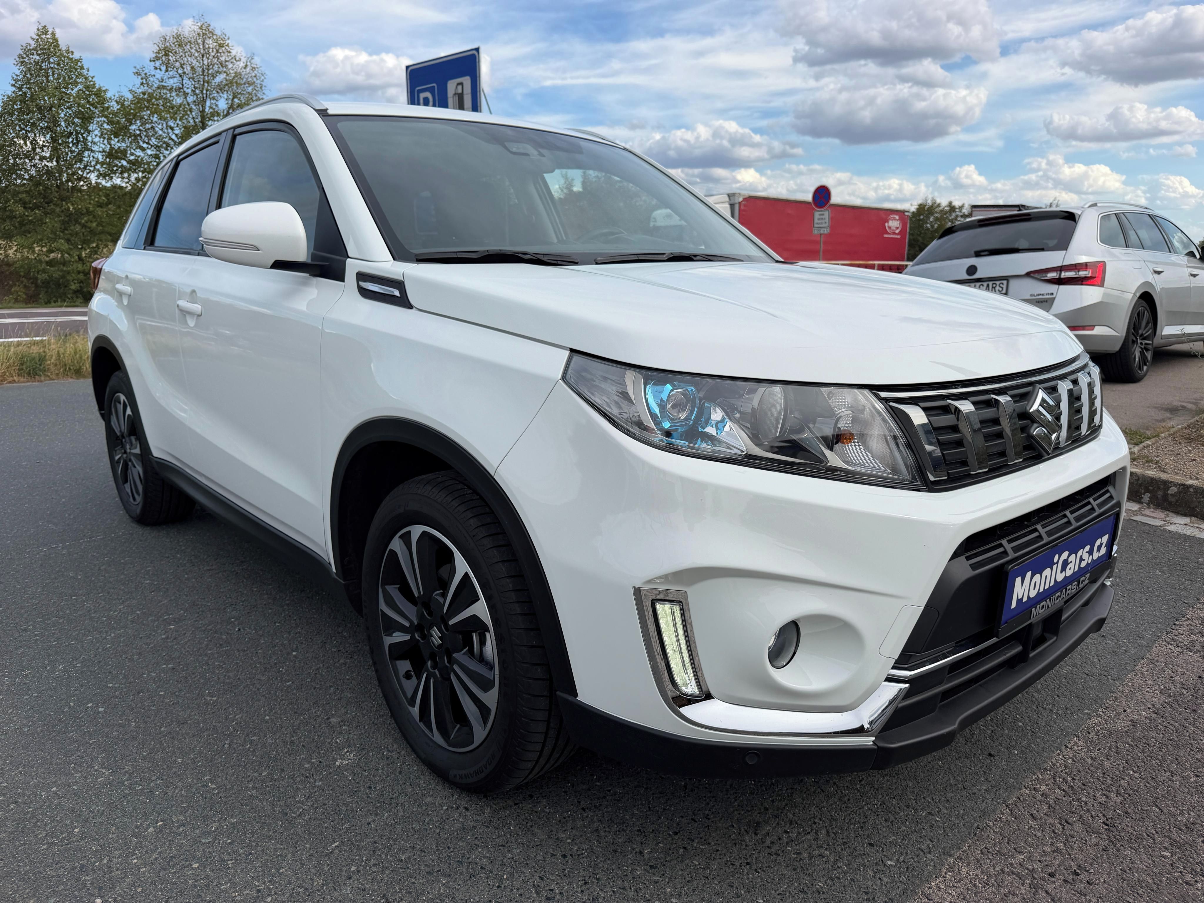 Suzuki Vitara, 1.4 Booster Jet 103kW 4x4 AUT. - fotka 3