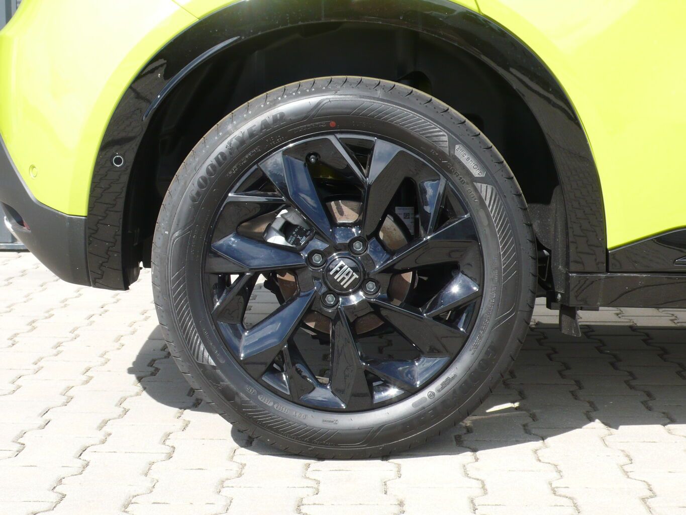 Fiat 600, Sport 1.2 Hybrid 145k eDCT6 - fotka 6