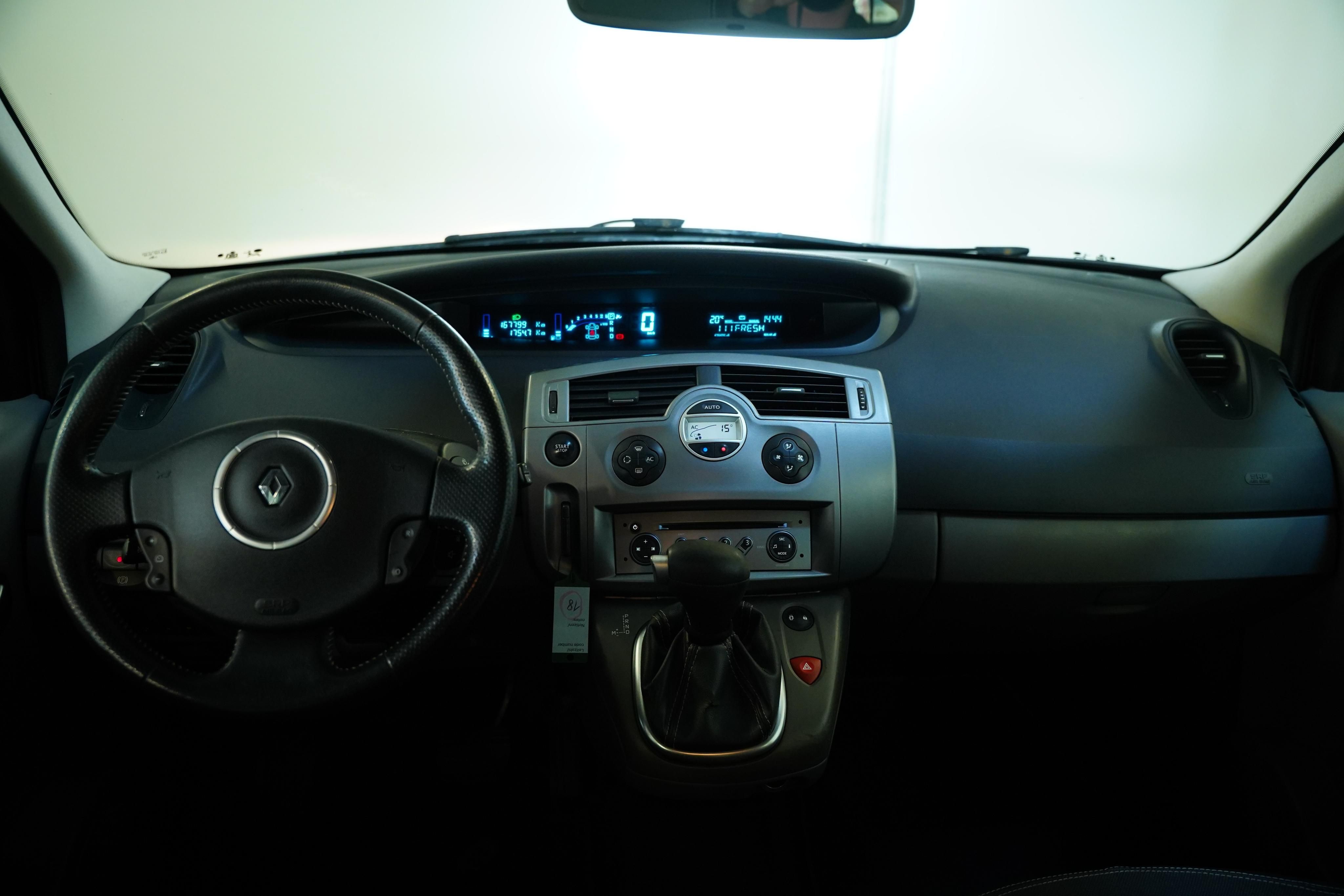 Renault Scénic, 1.6 82 KW - fotka 5