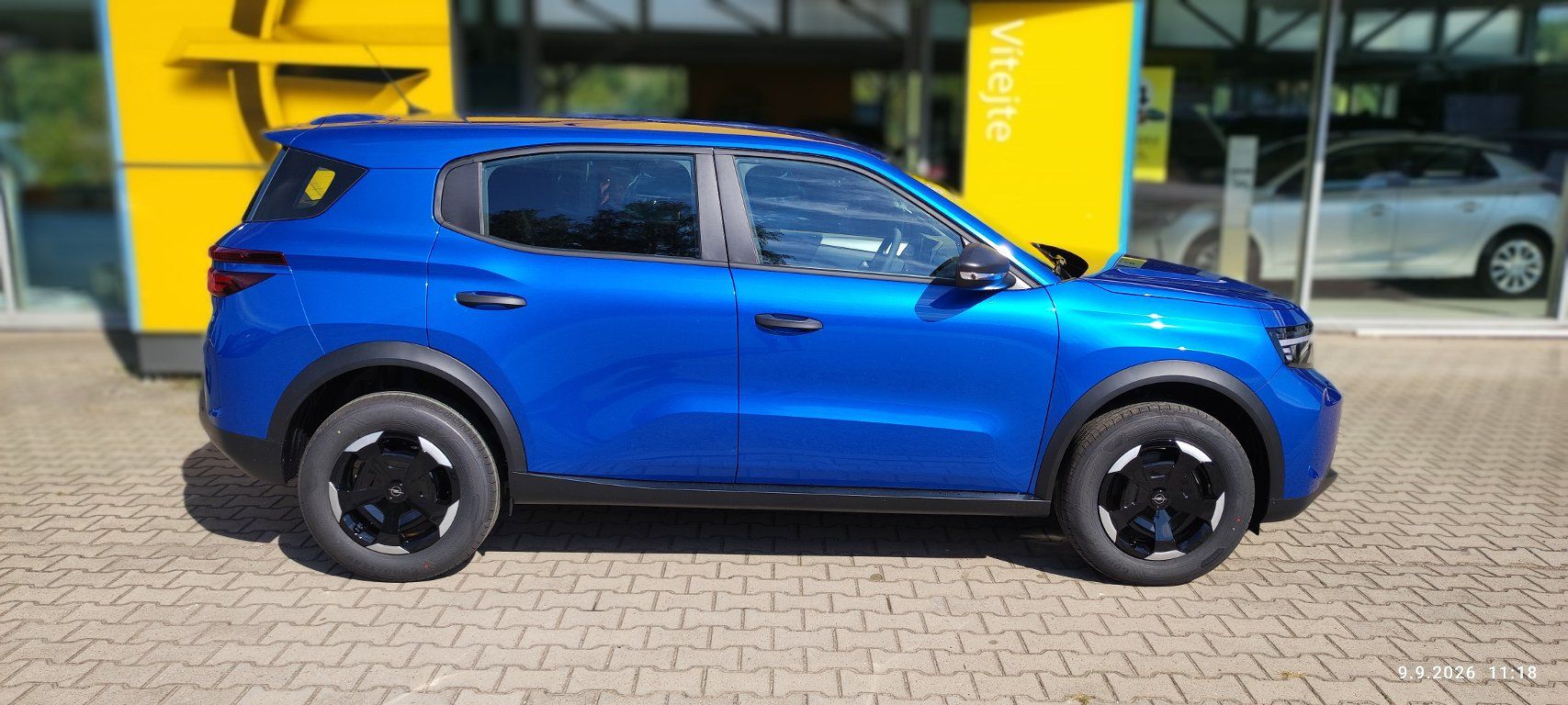Opel Frontera, HYBRID EDITION 1,2 TURBO 81kW - fotka 5