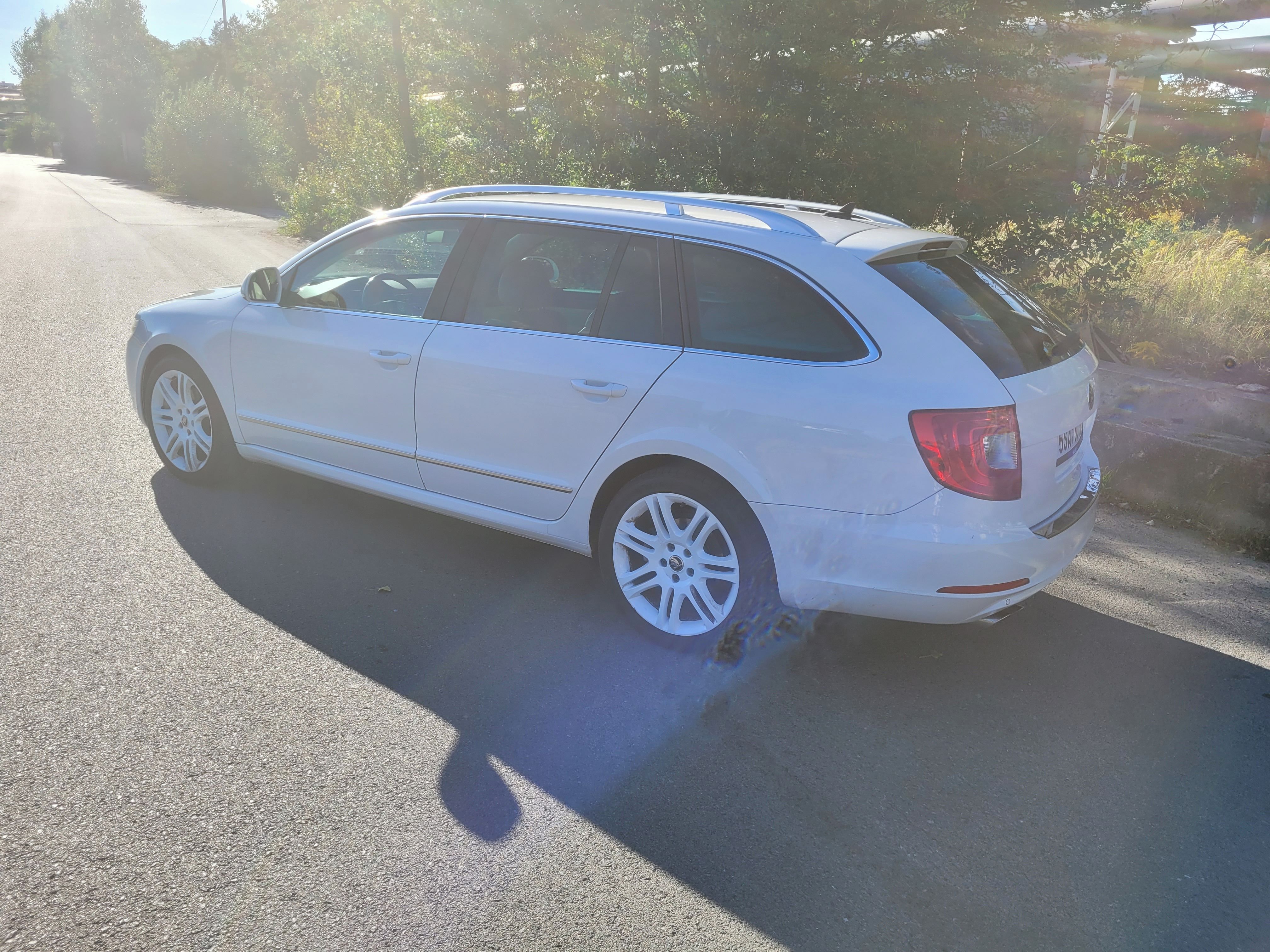Škoda Superb, 2.0 TDI 125kW - fotka 3