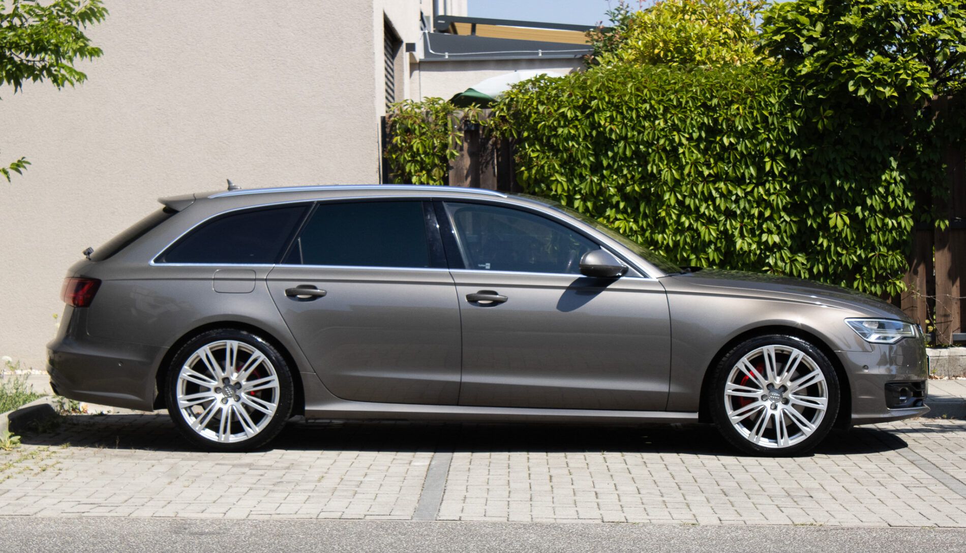 Audi A6 Avant - fotka 4
