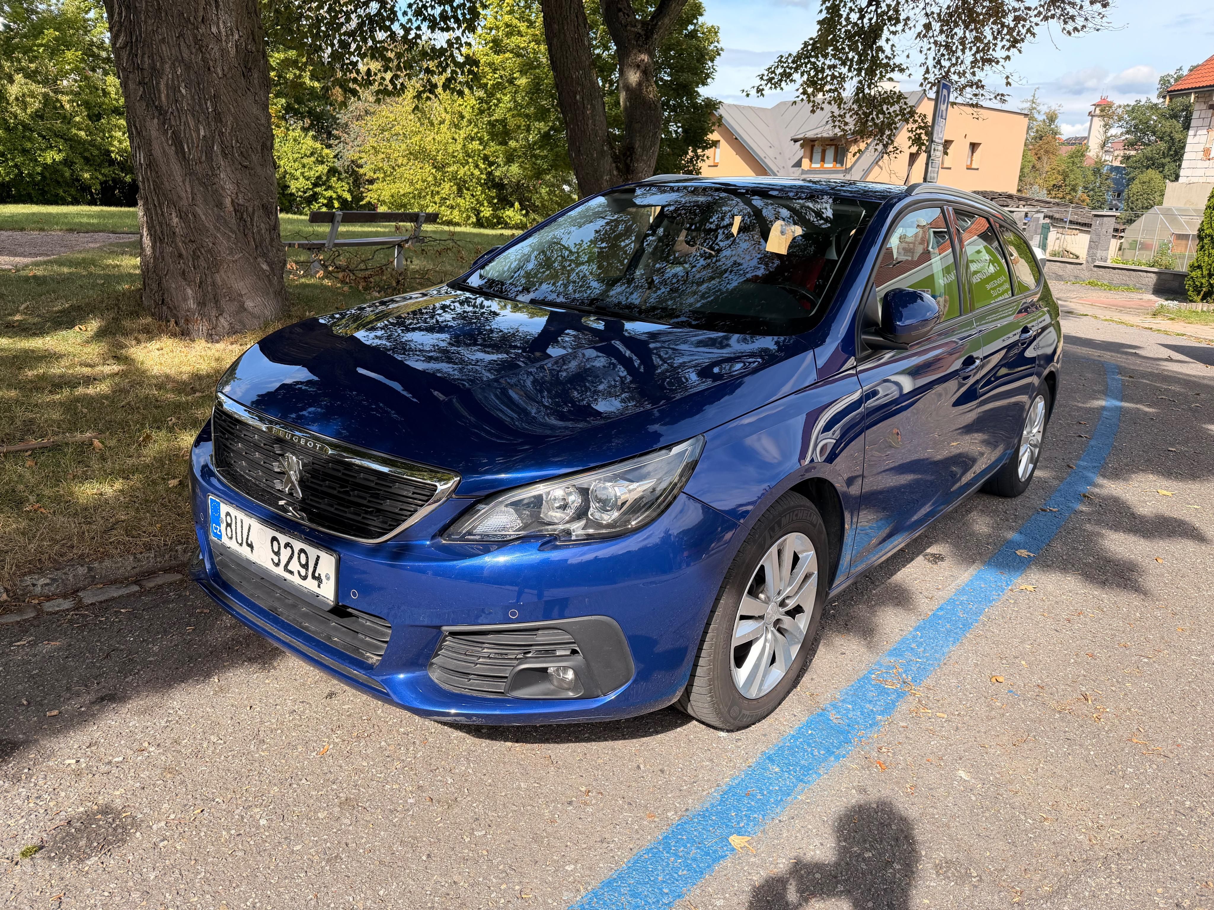 Peugeot 308, 1.2 - fotka 2