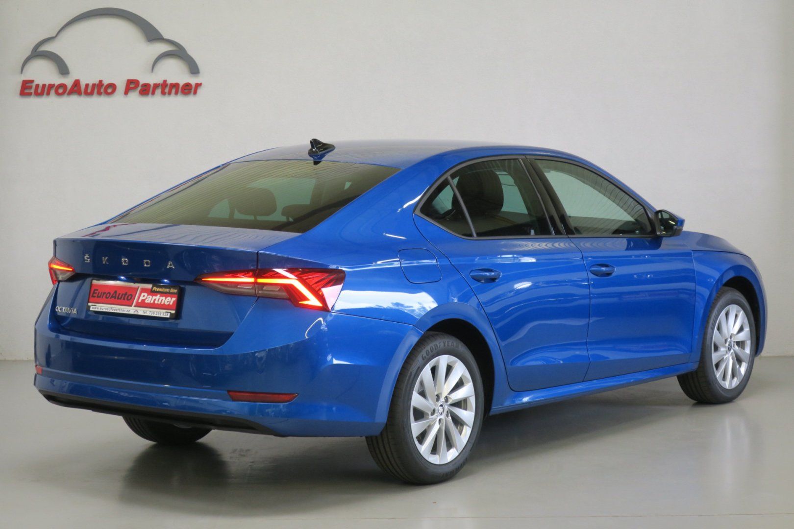 Škoda Octavia, NOVÝ VŮZ - 2,0 TDI 110kW 7DSG - fotka 4