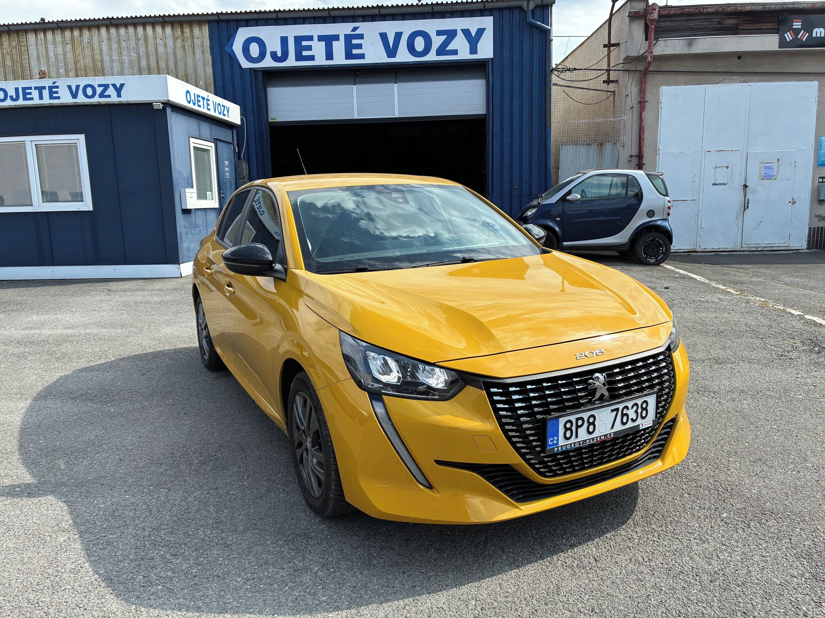 Peugeot 208, 1,2 PureTech Active Pack 75k - fotka 2