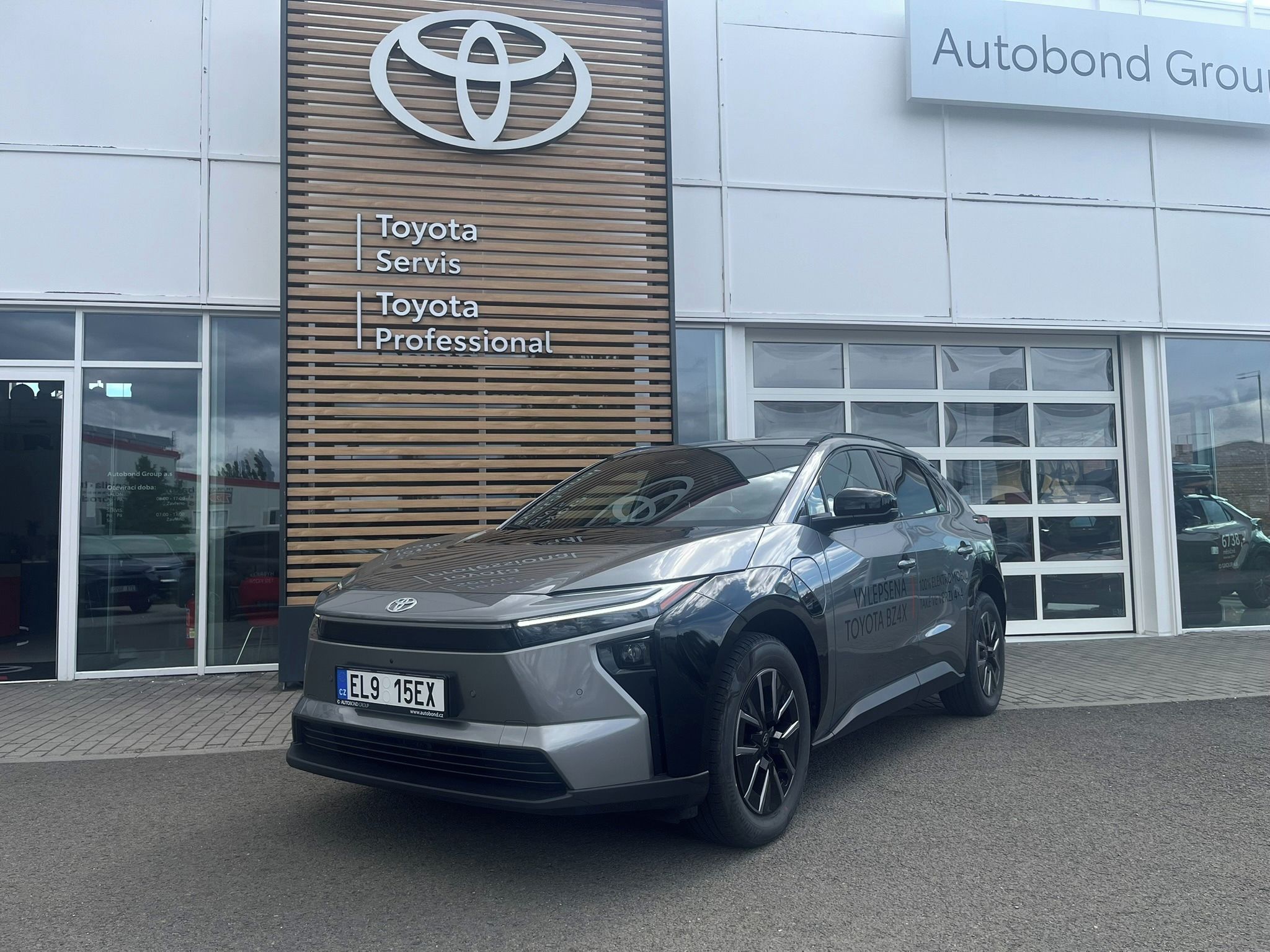 Toyota bZ4X, Style 73,1kWh (224k)