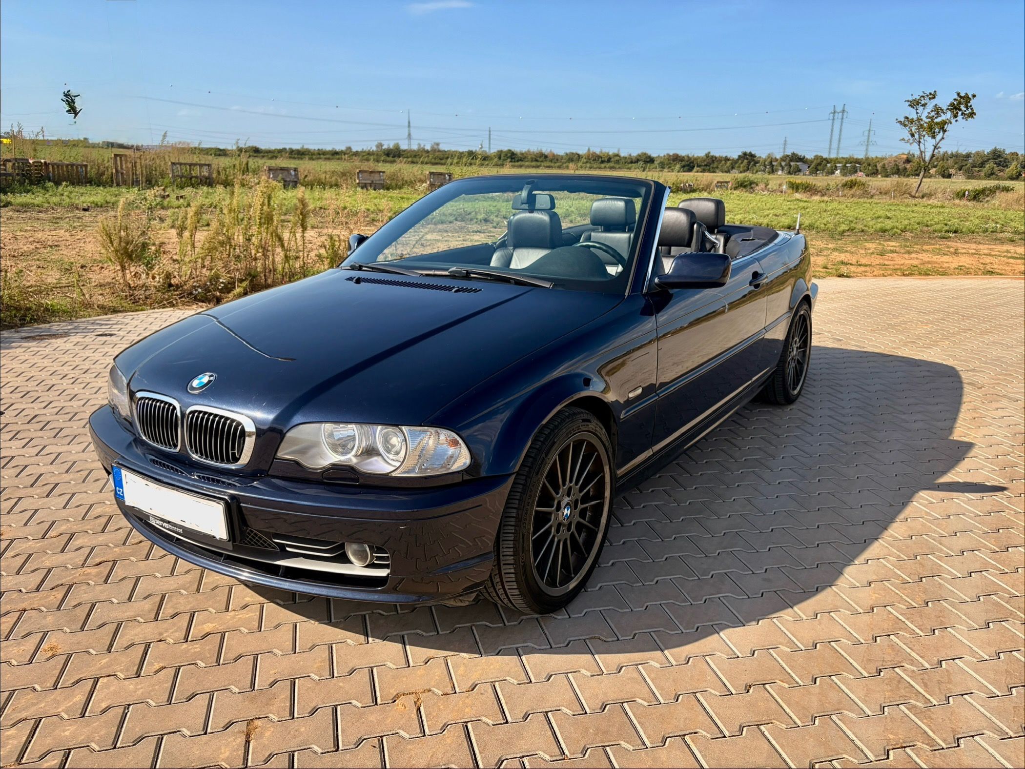 BMW Řada 3, 330i E46 kabrio 170kW automat - fotka 4