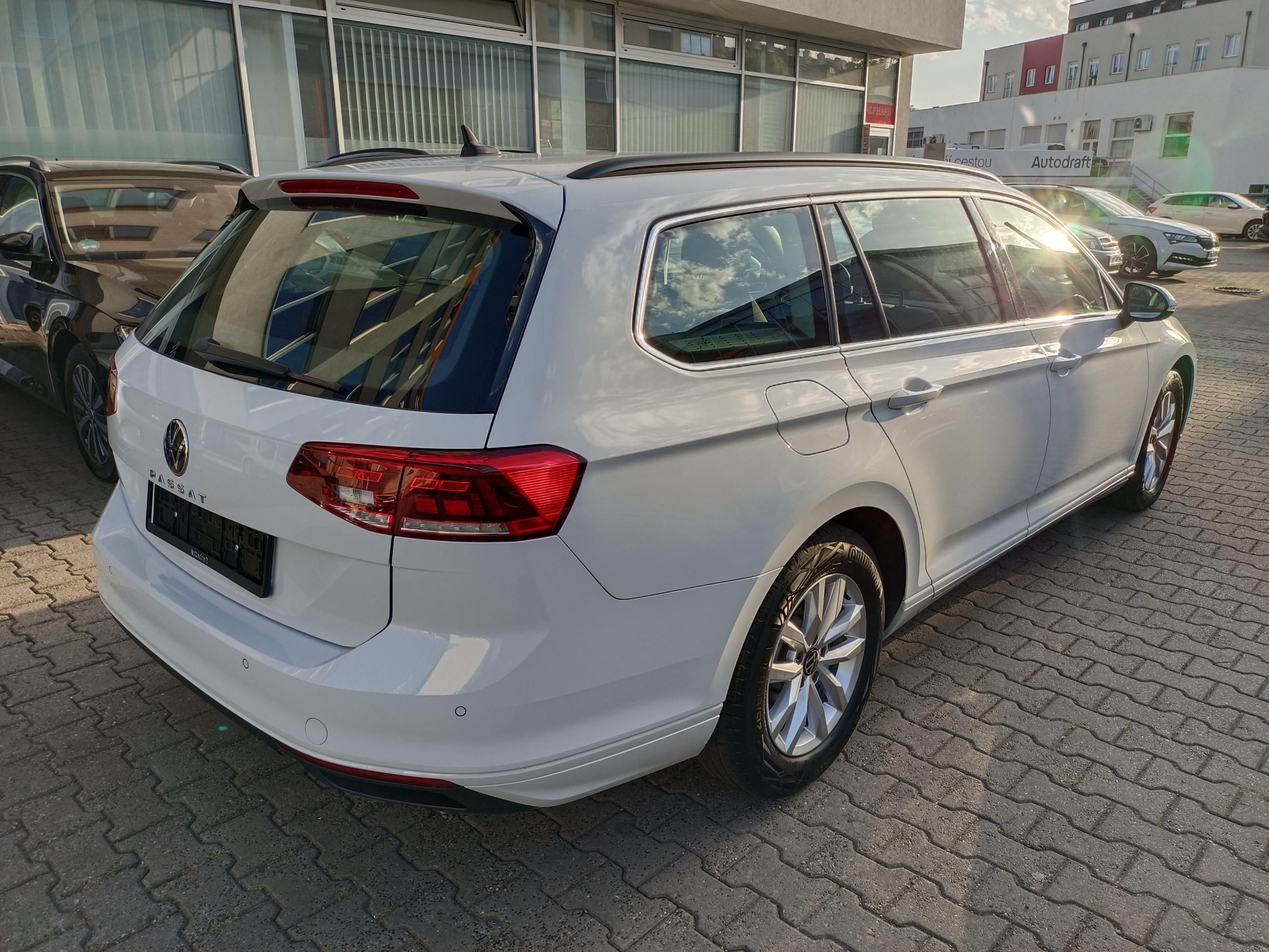 Volkswagen Passat Variant, 2.0 TDI 110kW DSG / Záruka - fotka 6