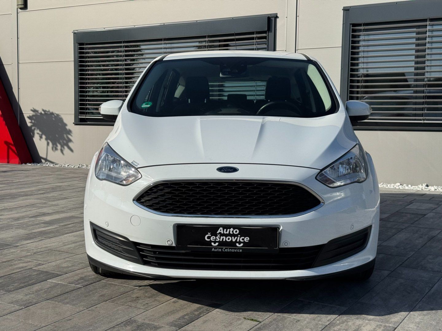 Ford C-MAX, 1,5 Eco Boost 110 Kw Automat - fotka 2