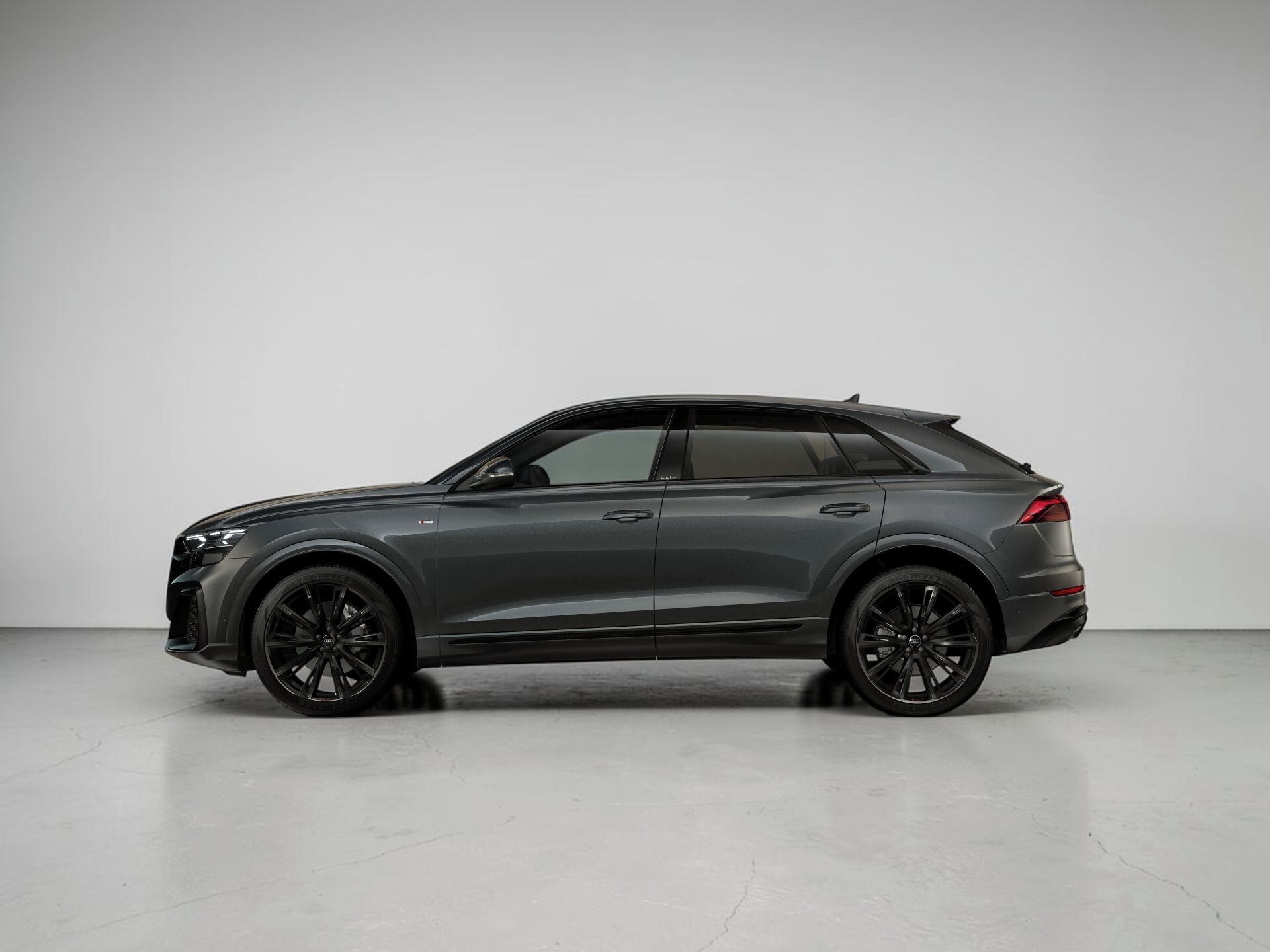 Audi Q8, 50TDI S LINE B&O HUD Pano - fotka 4