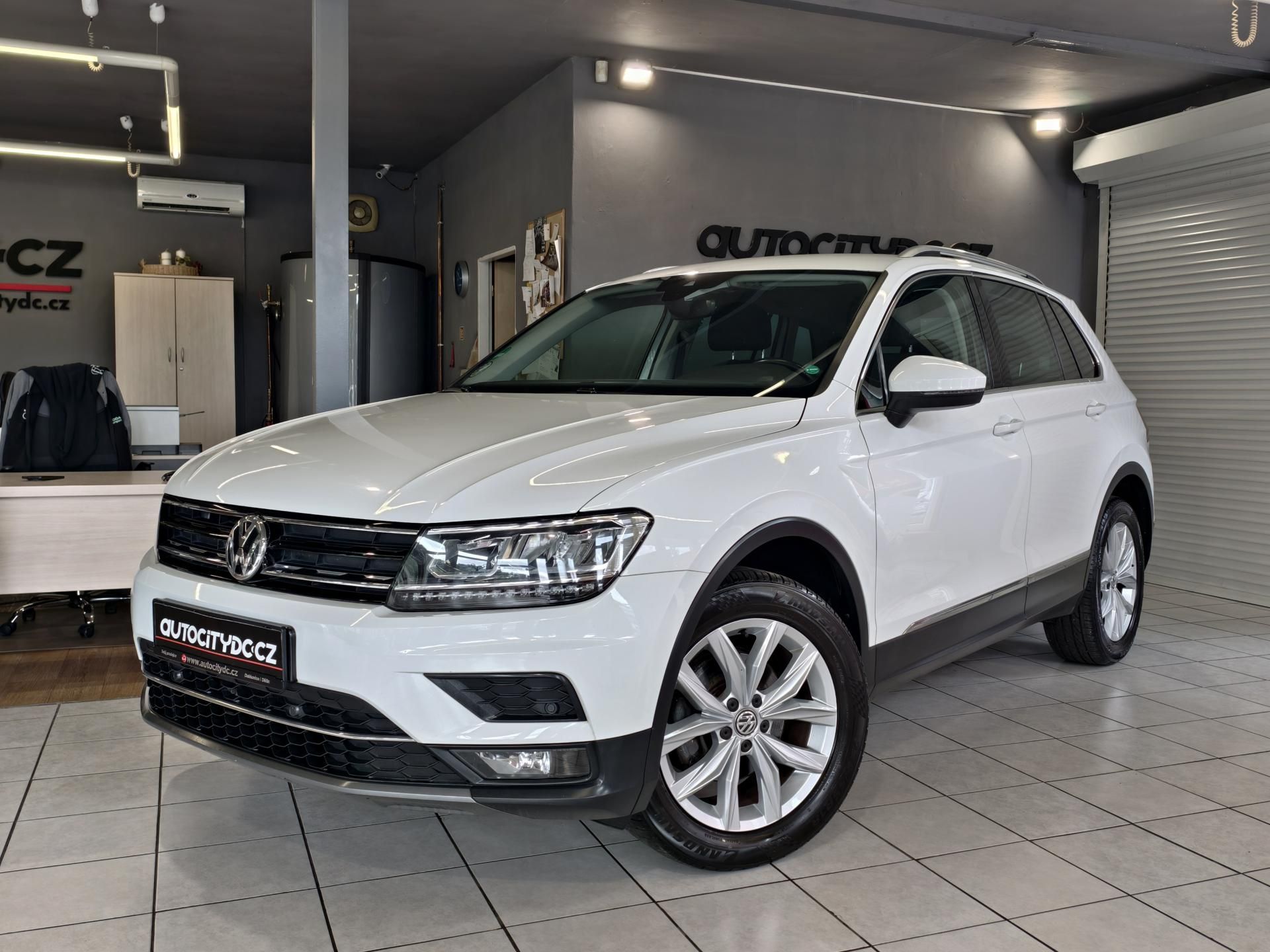 Volkswagen Tiguan, 2.0 TDi DSG, 4MOTION, HIGHLINE - fotka 3