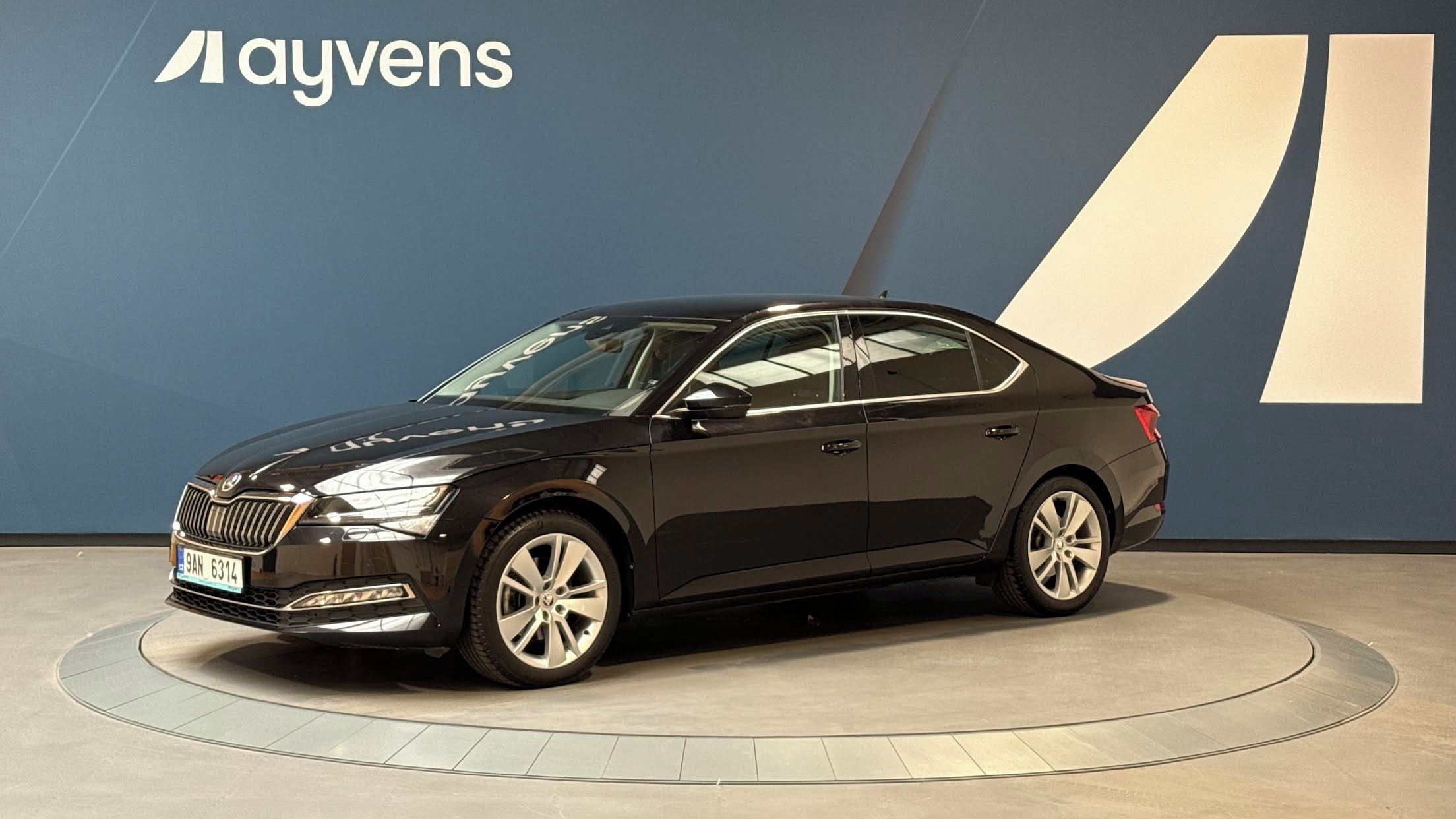 Škoda Superb, 2.0 TSI 140kW Style DSG - fotka 4