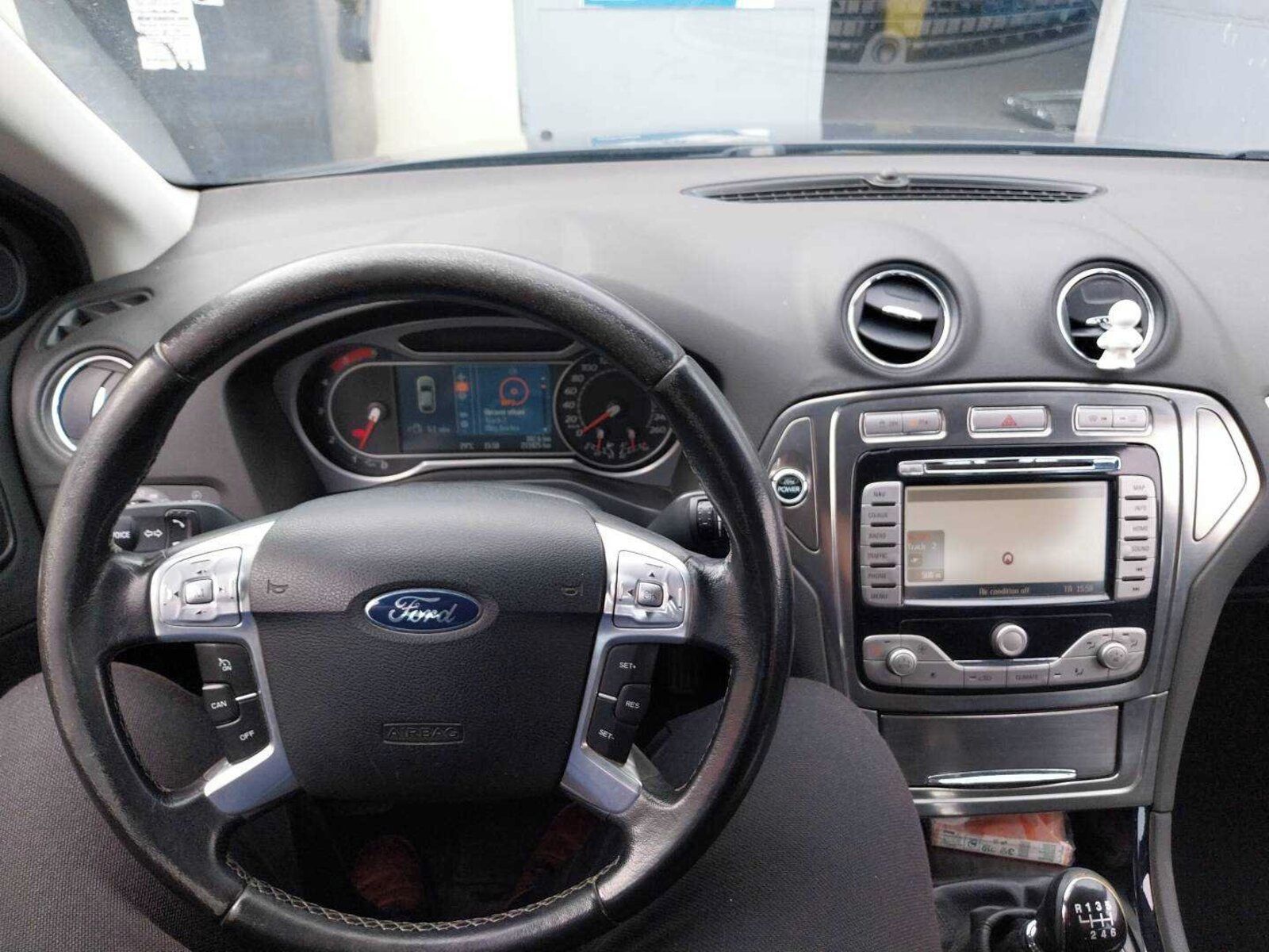 Ford Mondeo, 1.8 TDCi, po STK - fotka 3