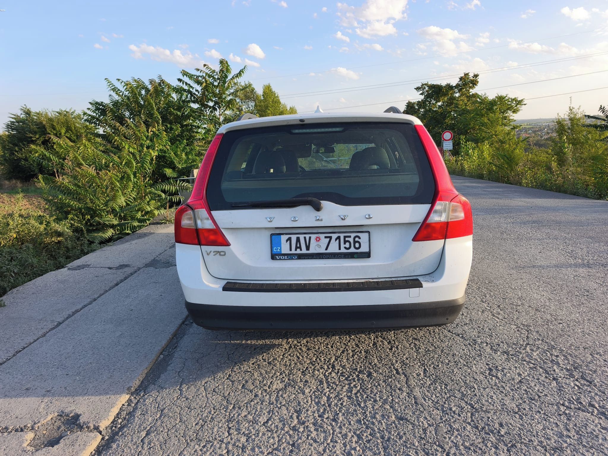 Volvo V70, Volvo V70 2,4 D5 - fotka 6