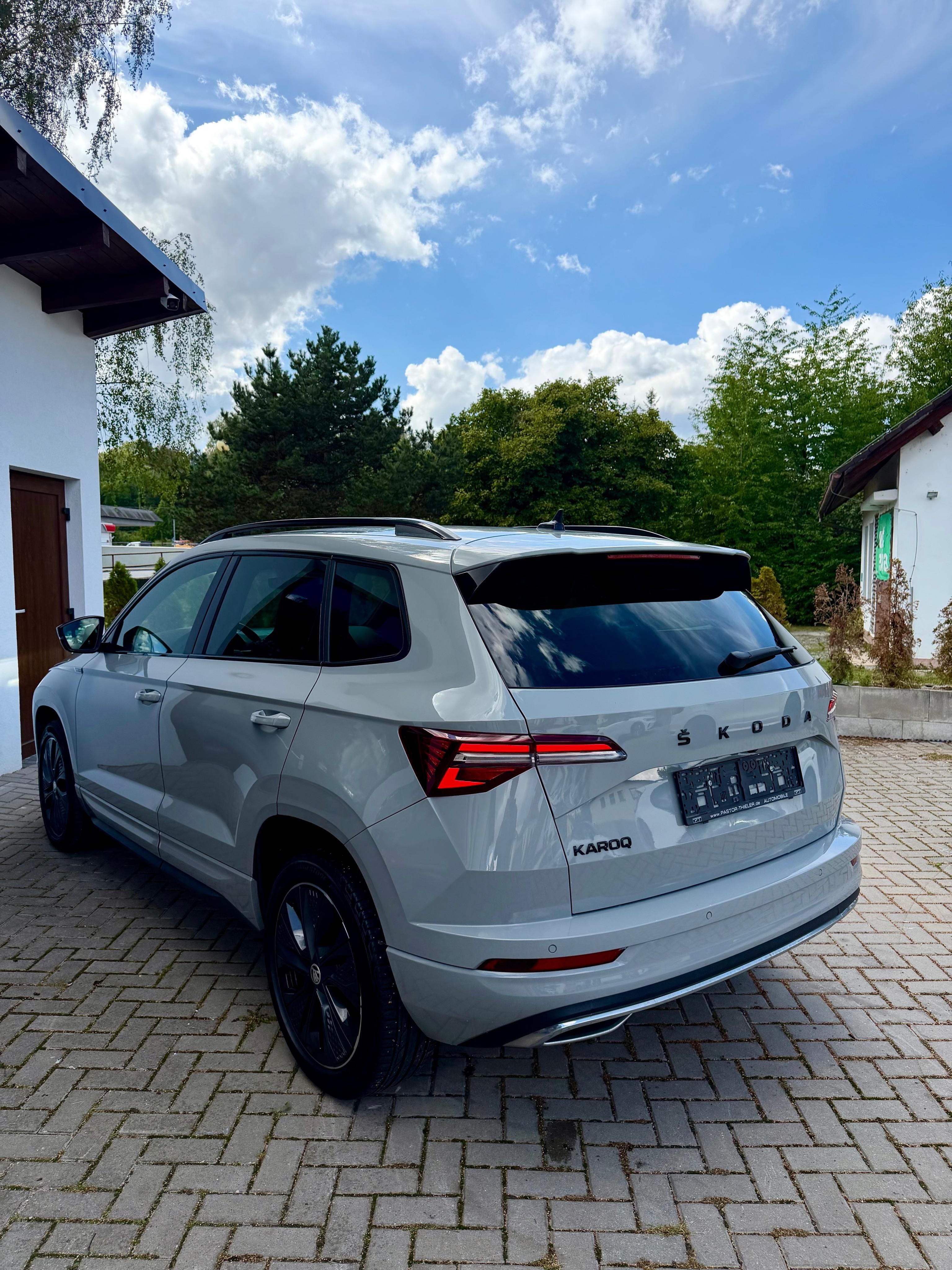 Škoda Karoq, Sport Line 1.5 TSI MATRIX DCC - fotka 5