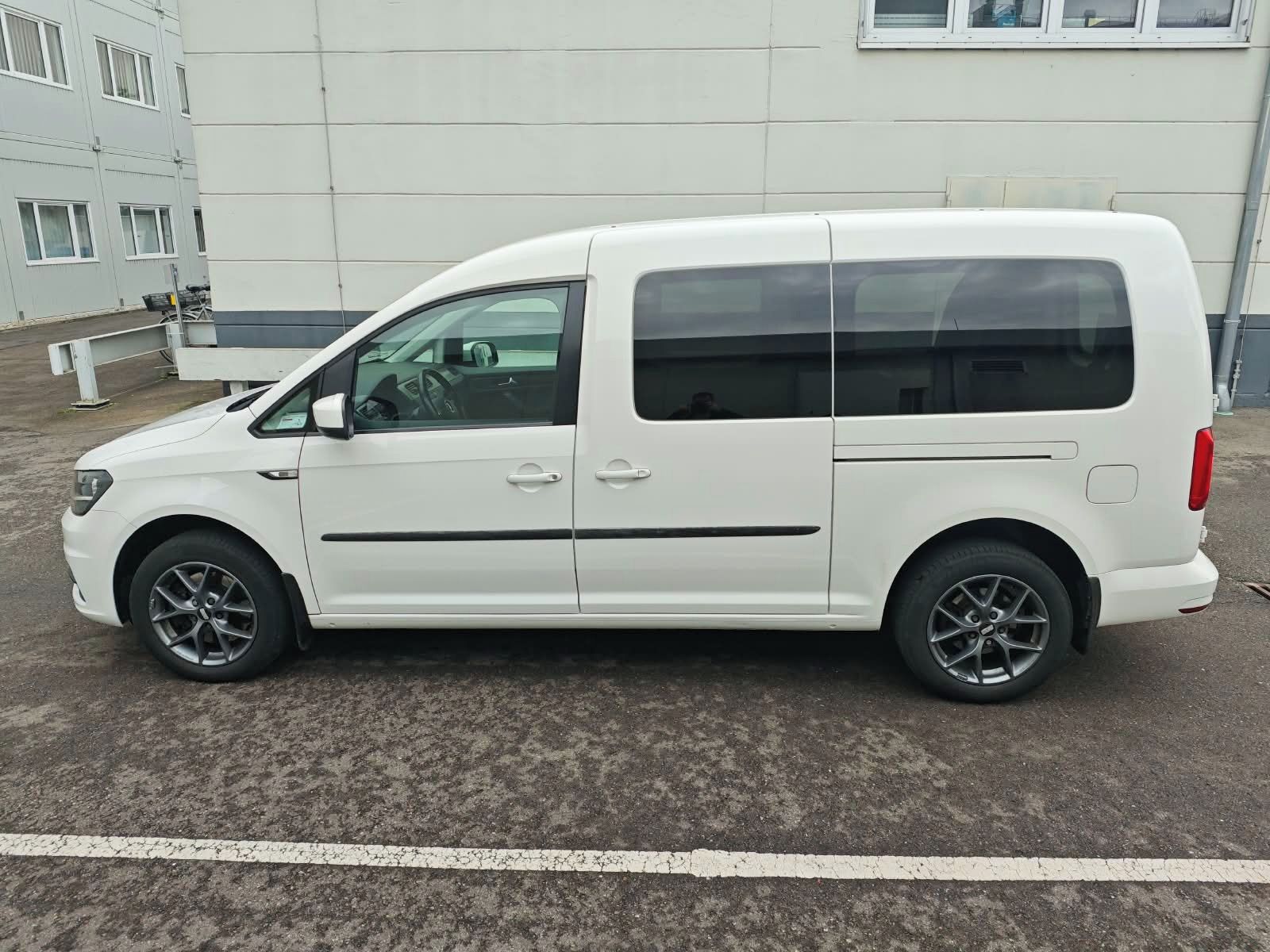 Volkswagen Caddy, Maxi 2.0 tdi 110kw, webasto - fotka 2