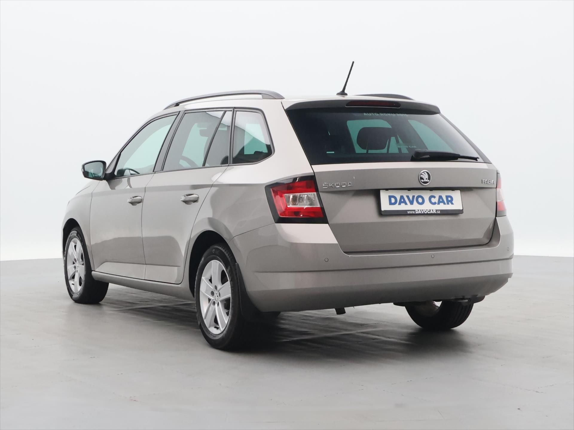 Škoda Fabia, 1,2 TSI 81kW CZ Style - fotka 5