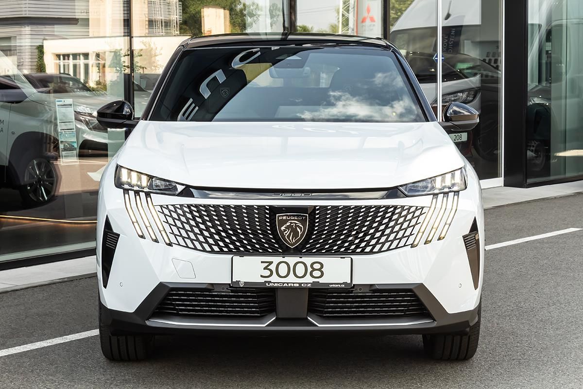 Peugeot 3008, 1,2   BUSINESS Hybrid 145 e-DC - fotka 2